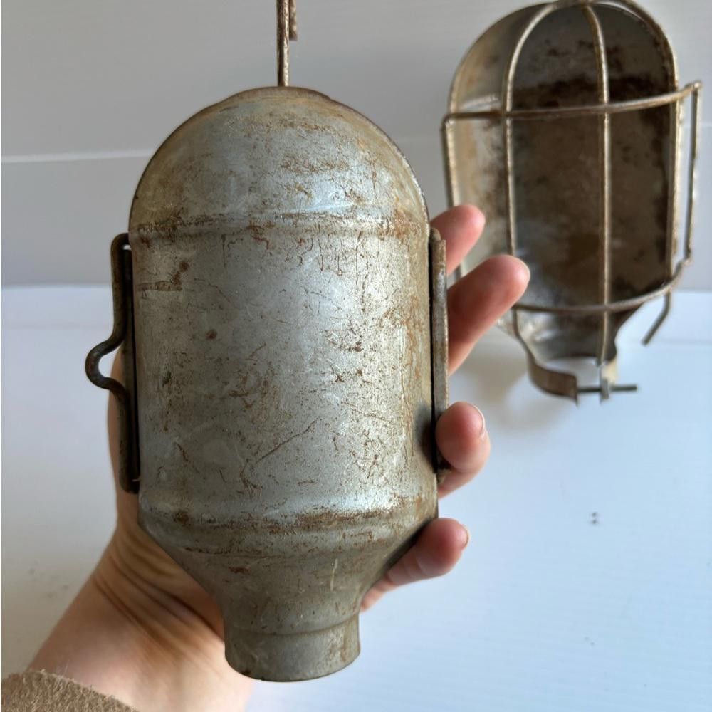 Designer Vintage Wire Bulb Cage Lamp Guard (set of 2) Size ONE SIZE - 3 Thumbnail