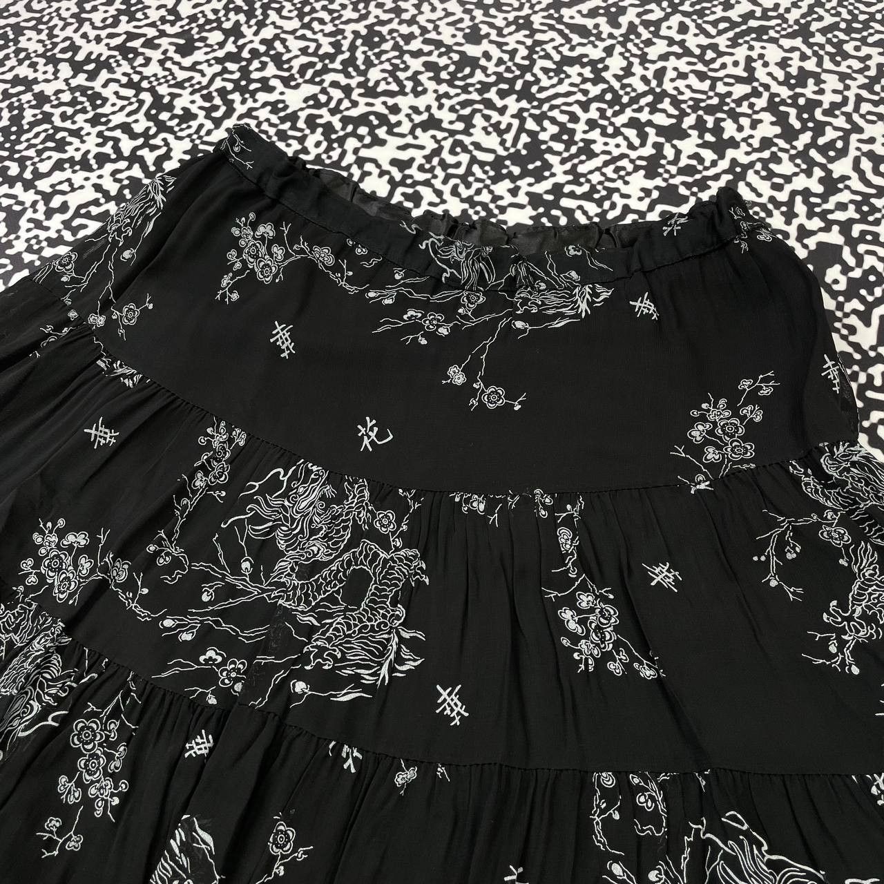 Japanese Brand Vintage Y2K Japanese Dragon Monogram Flared Midi Skirt Size 28" / US 6 / IT 42 - 9 Thumbnail