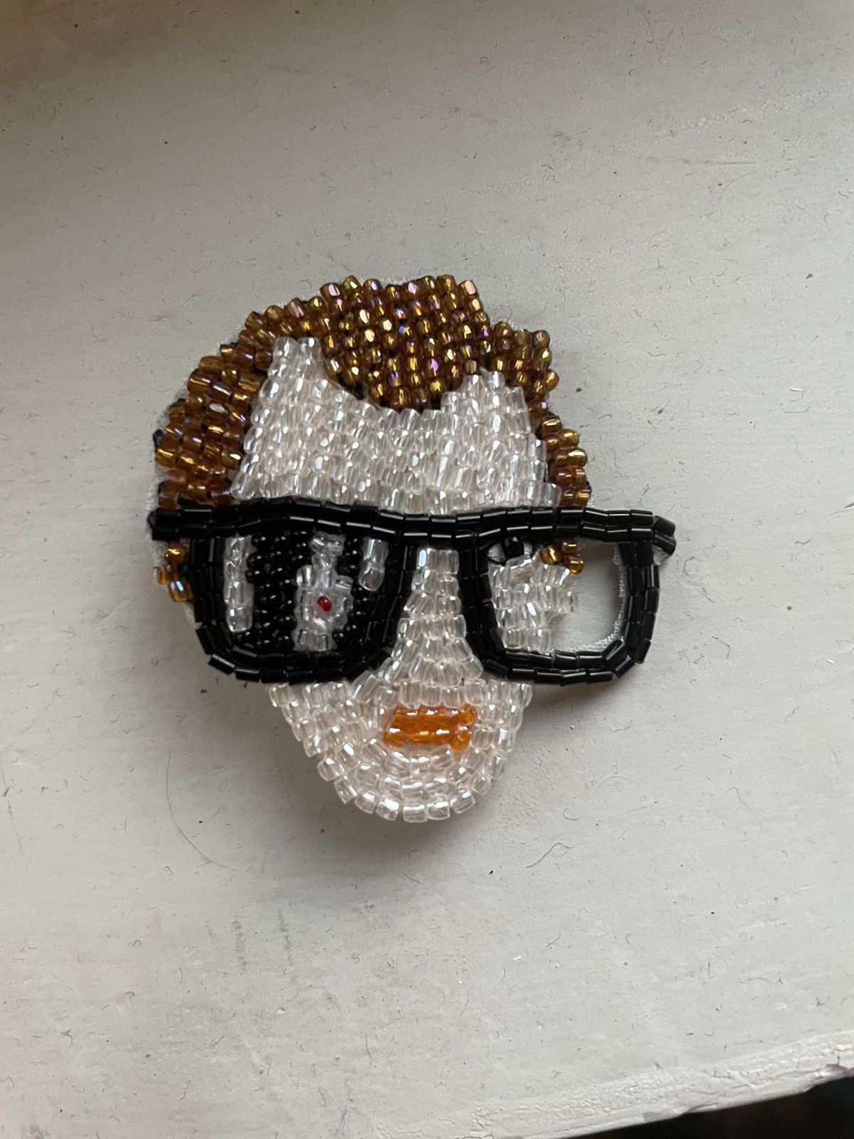 Streetwear Marianne Batlle Paris “Woody Allen” beaded brooch pin