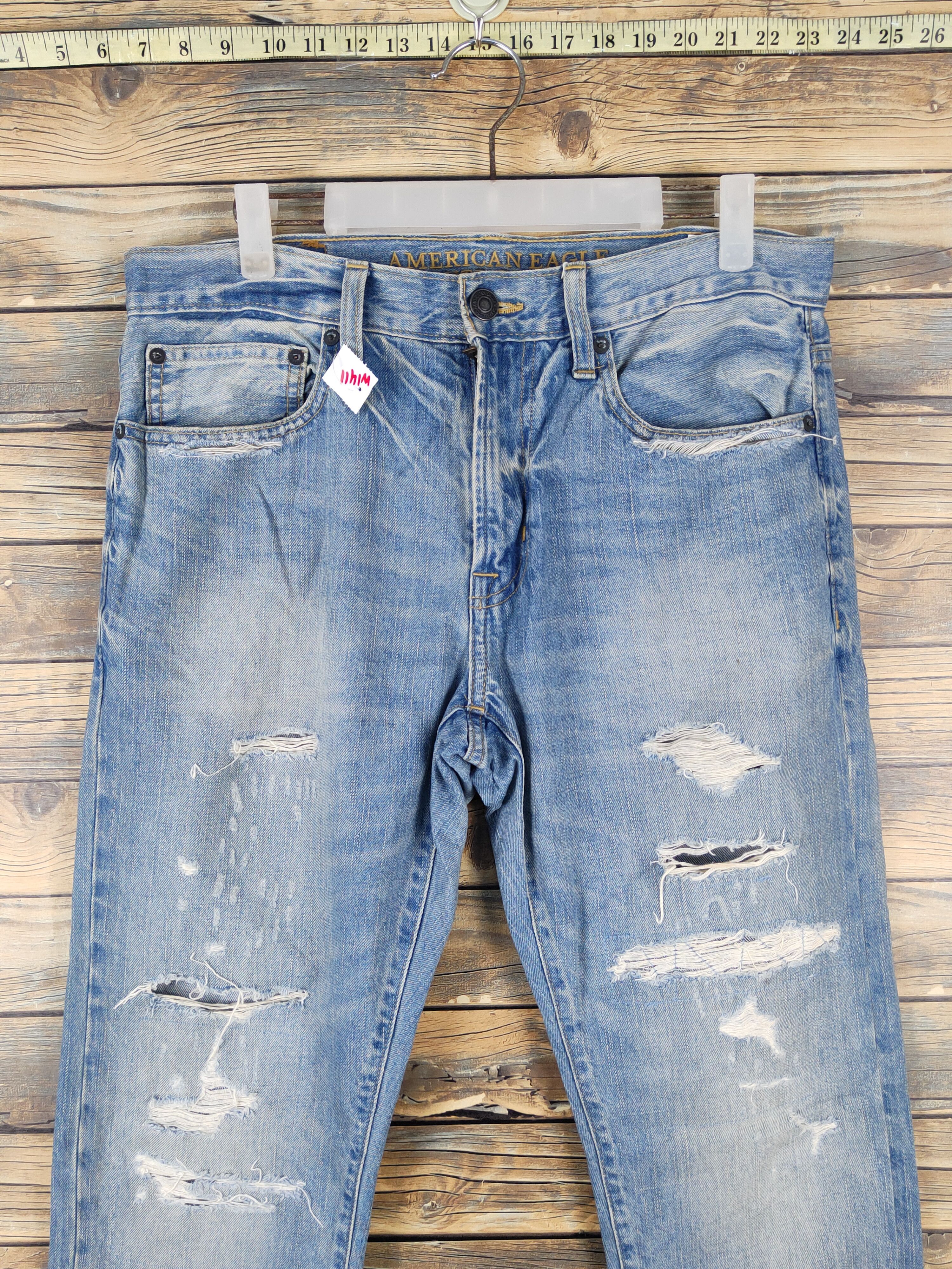 American Eagle Outfitters American Eagle Outfitters Distressed Ripped Jeans #W1411 Size US 32 / EU 48 - 2 Thumbnail
