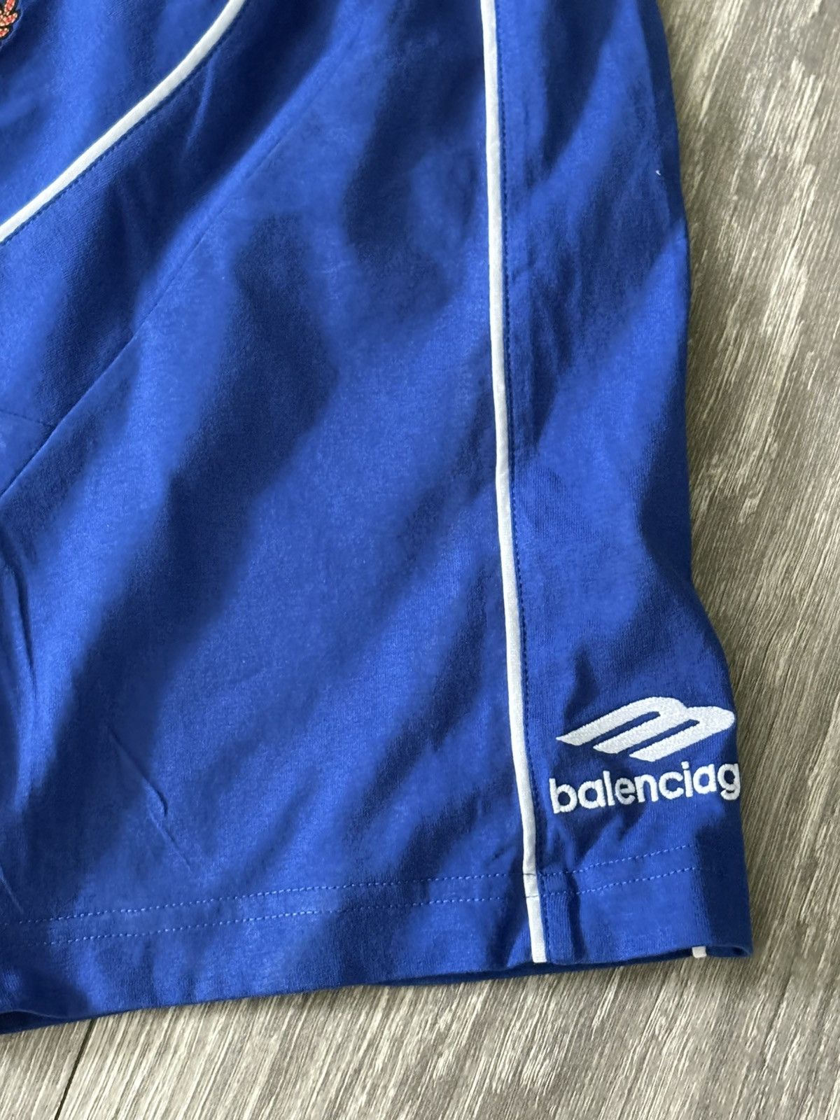 Balenciaga Balenciaga soccer tshirt Size US S / EU 44-46 / 1 - 7 Thumbnail