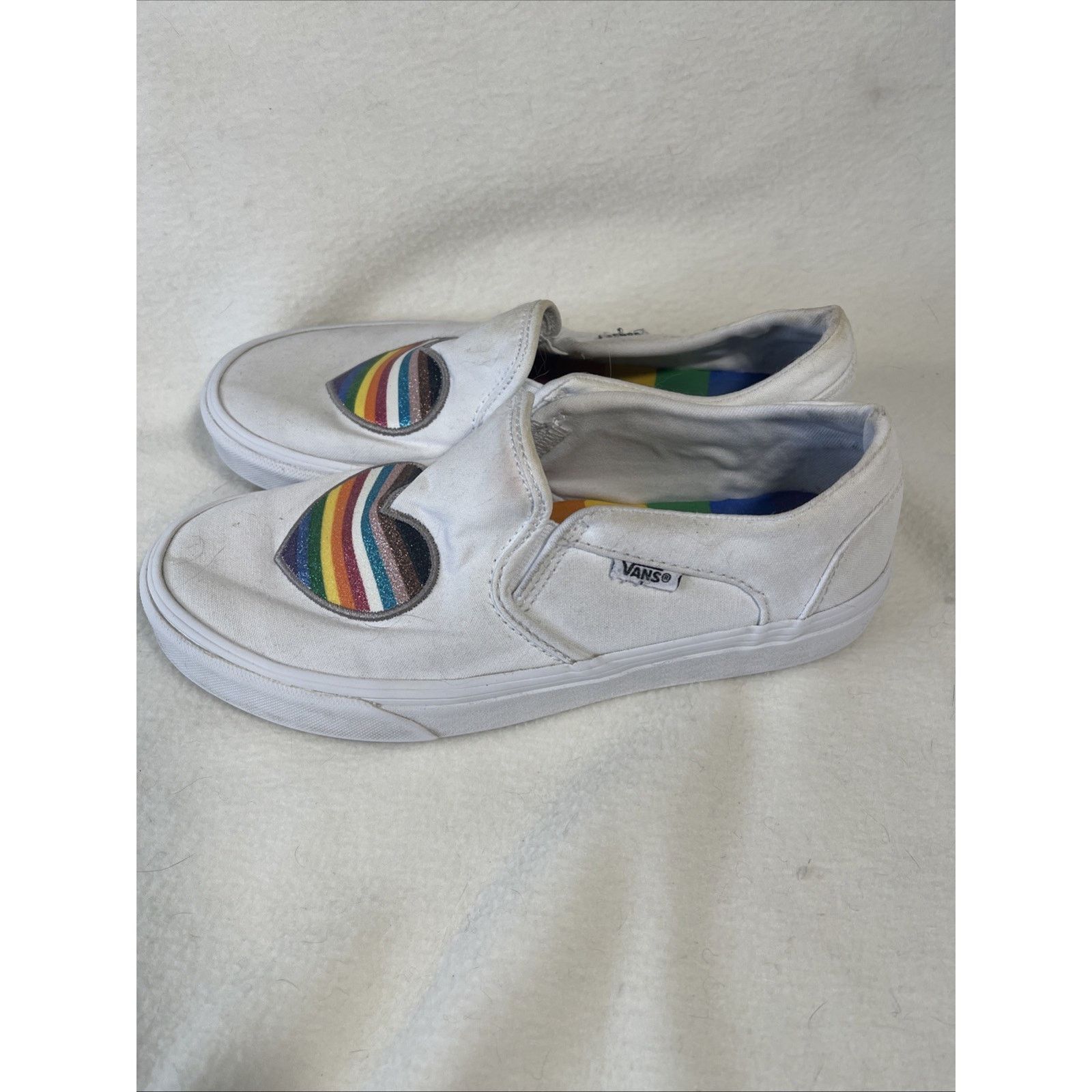 Vans Vans Asher Pride Glitter Rainbow Heart Women's Size 7.5 Size US 7.5 / IT 37.5 - 2 Thumbnail