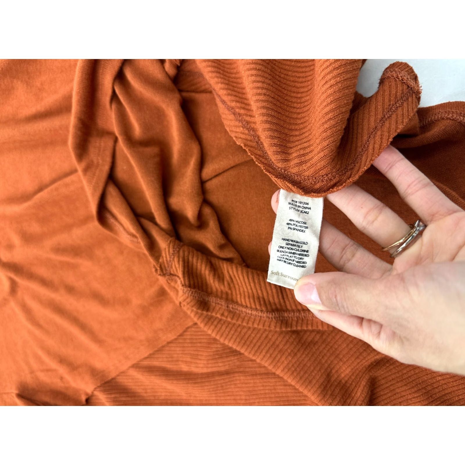 Soft Surroundings Soft Surroundings Shirt Womens XS Brown V-Neck Long Sleeve Pullover Blouse Lightweight Casual Knit Top Size XS / US 0-2 / IT 36-38 - 7 Thumbnail