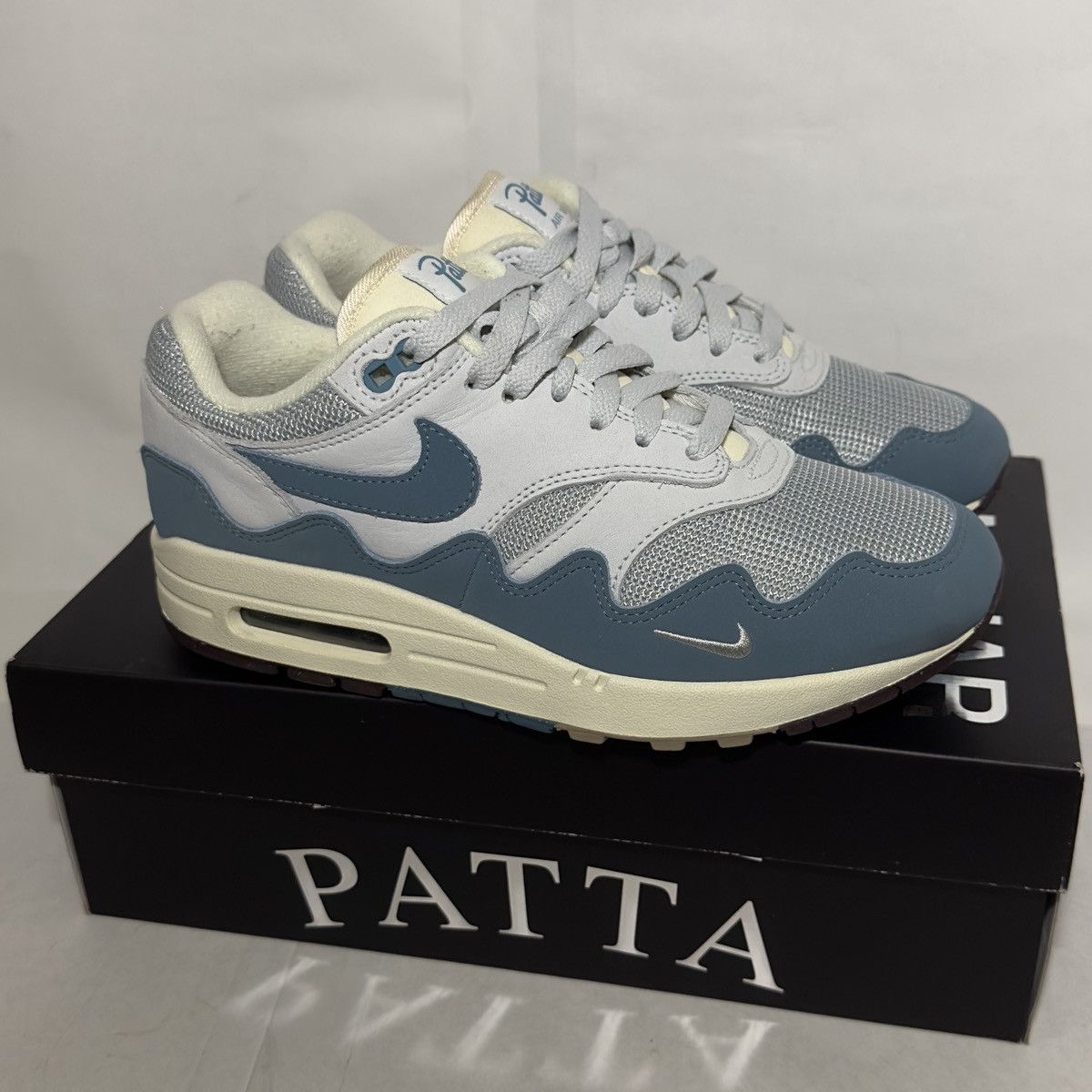 Nike Nike Air Max 1 Patta Waves Noise Aqua (with Bracelet) | Grailed