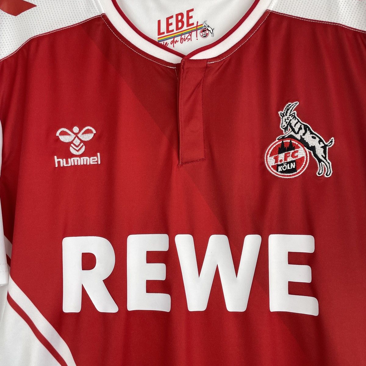 Hummel 1. FC Koln x Hummel Damion Downs Home Jersey 2022/2023 M-L Size US M / EU 48-50 / 2 - 3 Thumbnail