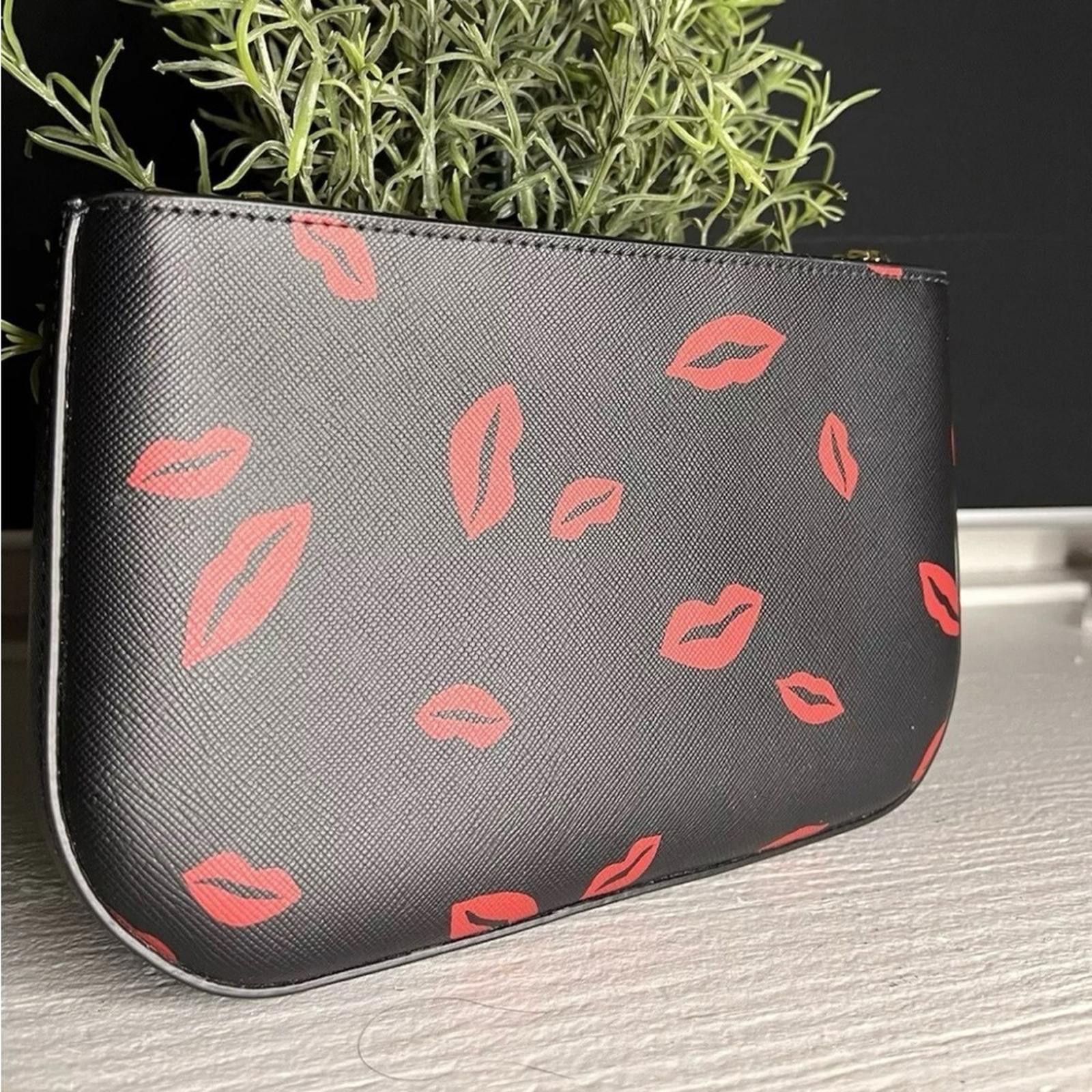 Kate Spade Kate Spade Madison Pochette Lip Toss Print Size ONE SIZE - 3 Thumbnail