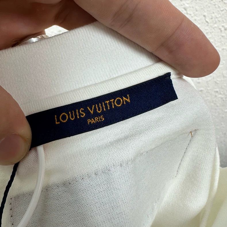 Louis Vuitton Louis Vuitton Crayon scribbling presbyopic LOGO short sleev Size US L / EU 52-54 / 3 - 3 Thumbnail