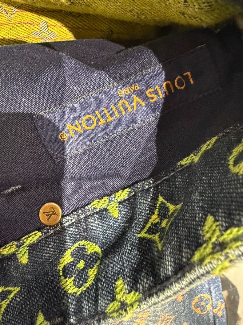 Louis Vuitton Louis Vuitton Color gradient full-print logo shorts 2505-Ne Size US 33 - 5 Thumbnail