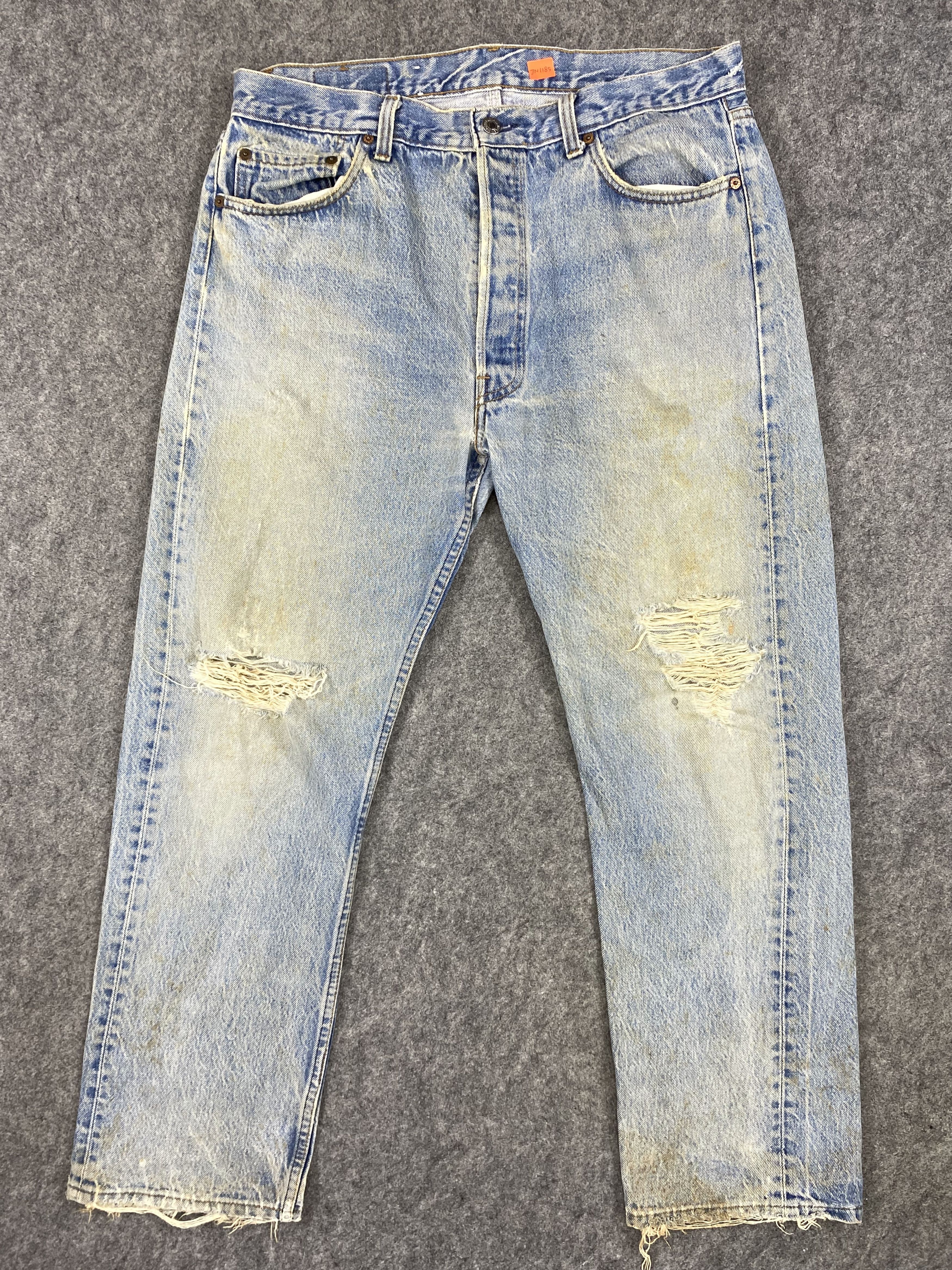 Levi's 80s Light Wash Vintage Levi's 501 35x28.5 Denim -JN1185 Size US 35 - 1 Thumbnail