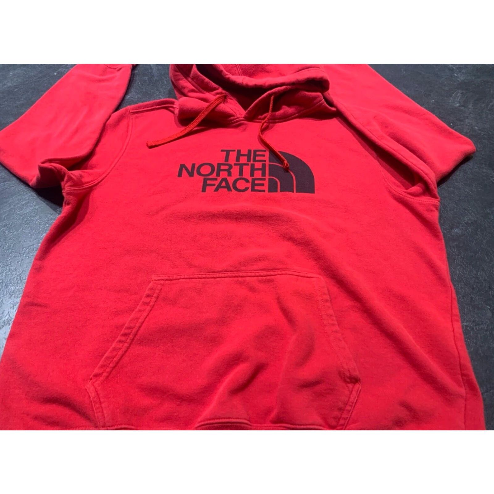The North Face The North Face Hoodie Men Large L Red Outdoor Pullover with Spellout Logo Size US L / EU 52-54 / 3 - 2 Thumbnail
