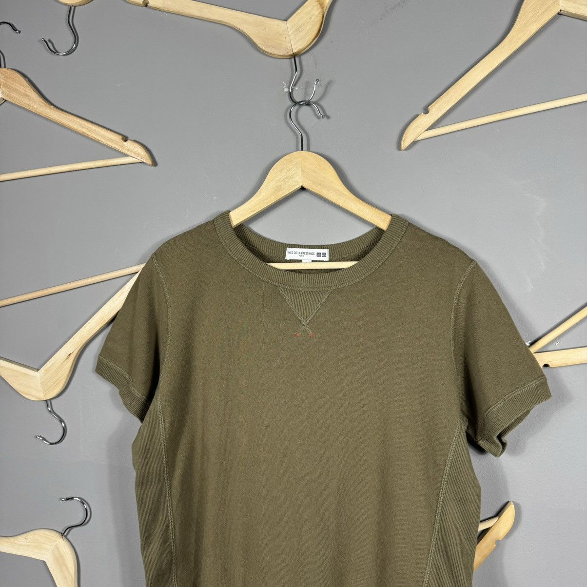 Uniqlo Ines de la Fressange Paris X Uniqlo Olive Casual T-Shirt Size L / US 10 / IT 46 - 4 Thumbnail