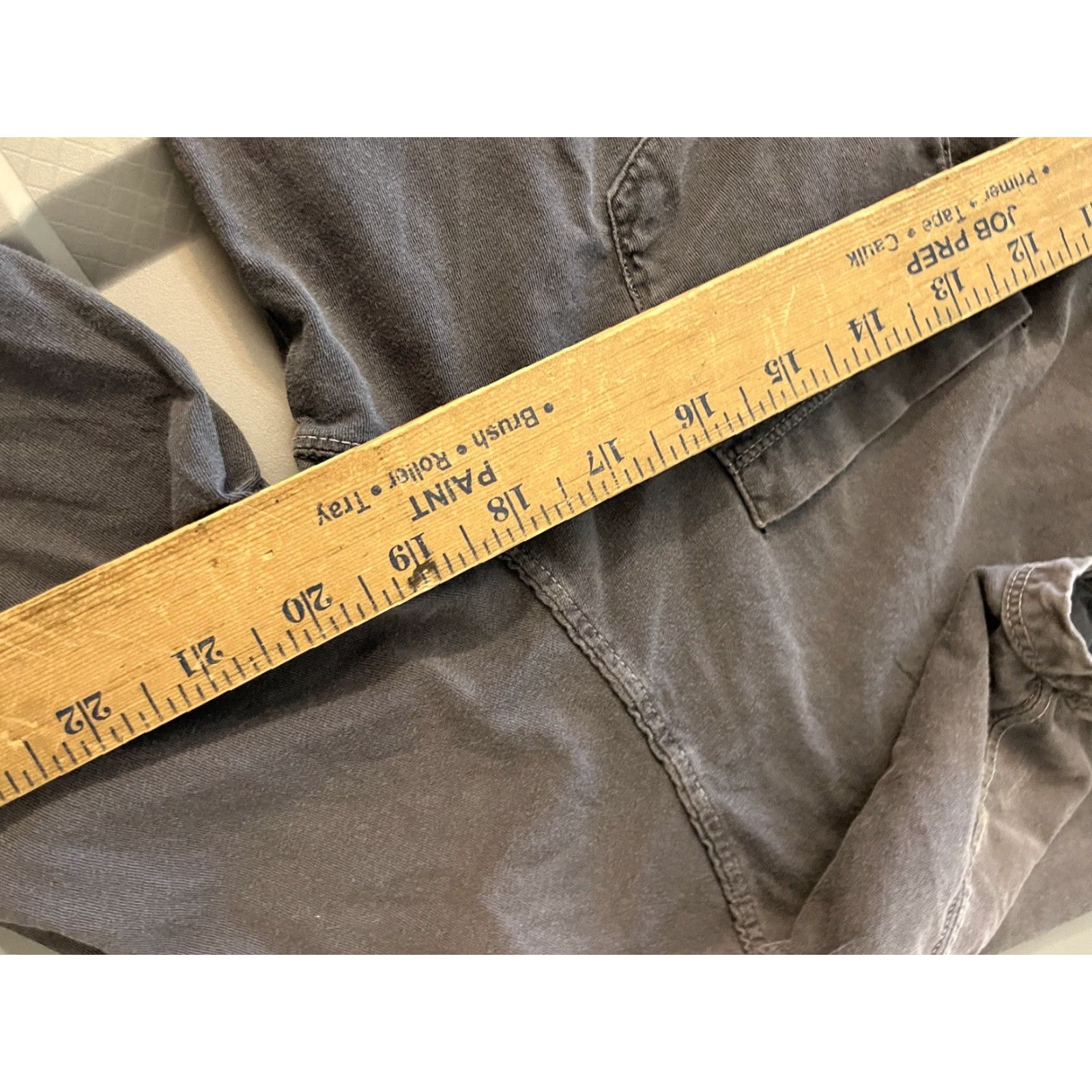 Vintage DIVIDED T-Shirt Women Gray Solid Henley 3/4 Sleeve L Cotton Blend Casual Modern Basic Shirt Womens Size L / US 10 / IT 46 - 6 Thumbnail