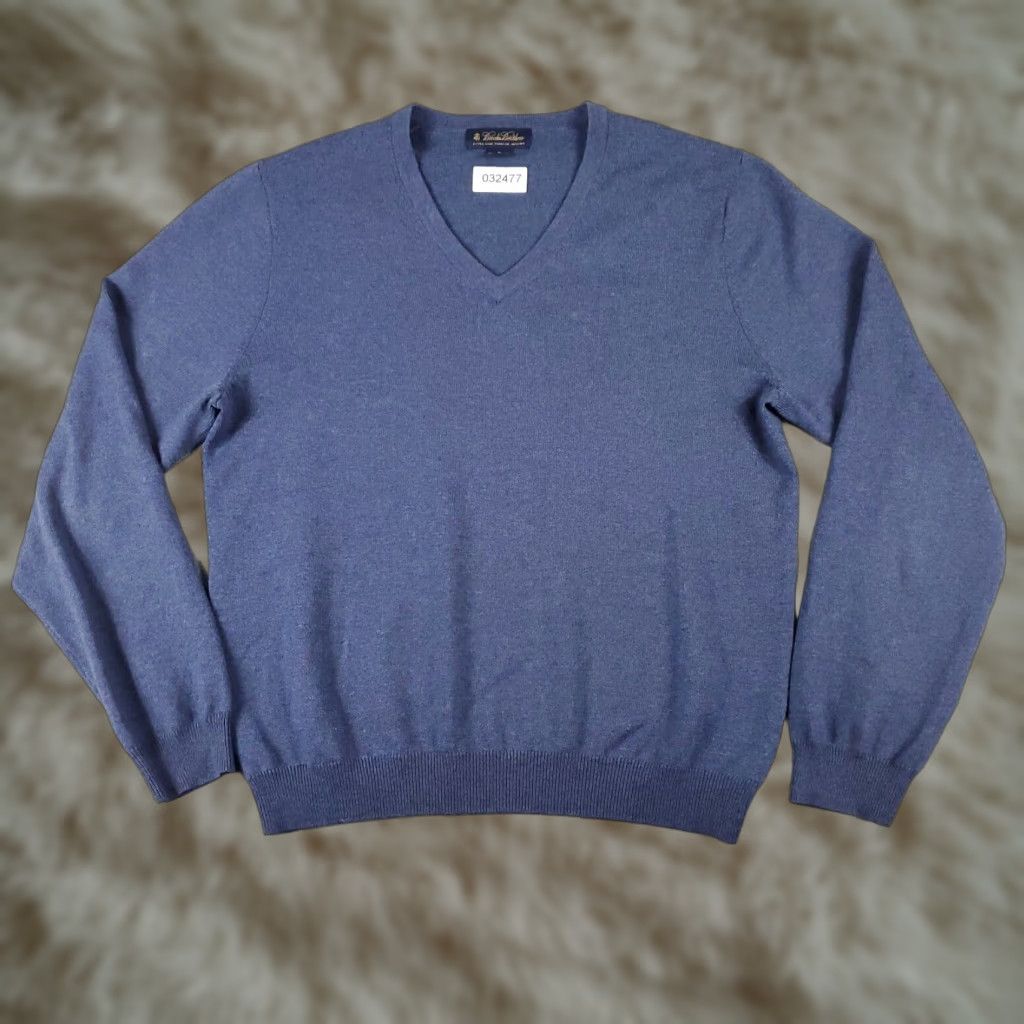 Brooks Brothers Brooks Brothers Blue V-Neck Pullover Sweater Mens Medium Regular Fit Classic Knit Size US M / EU 48-50 / 2 - 1 Thumbnail
