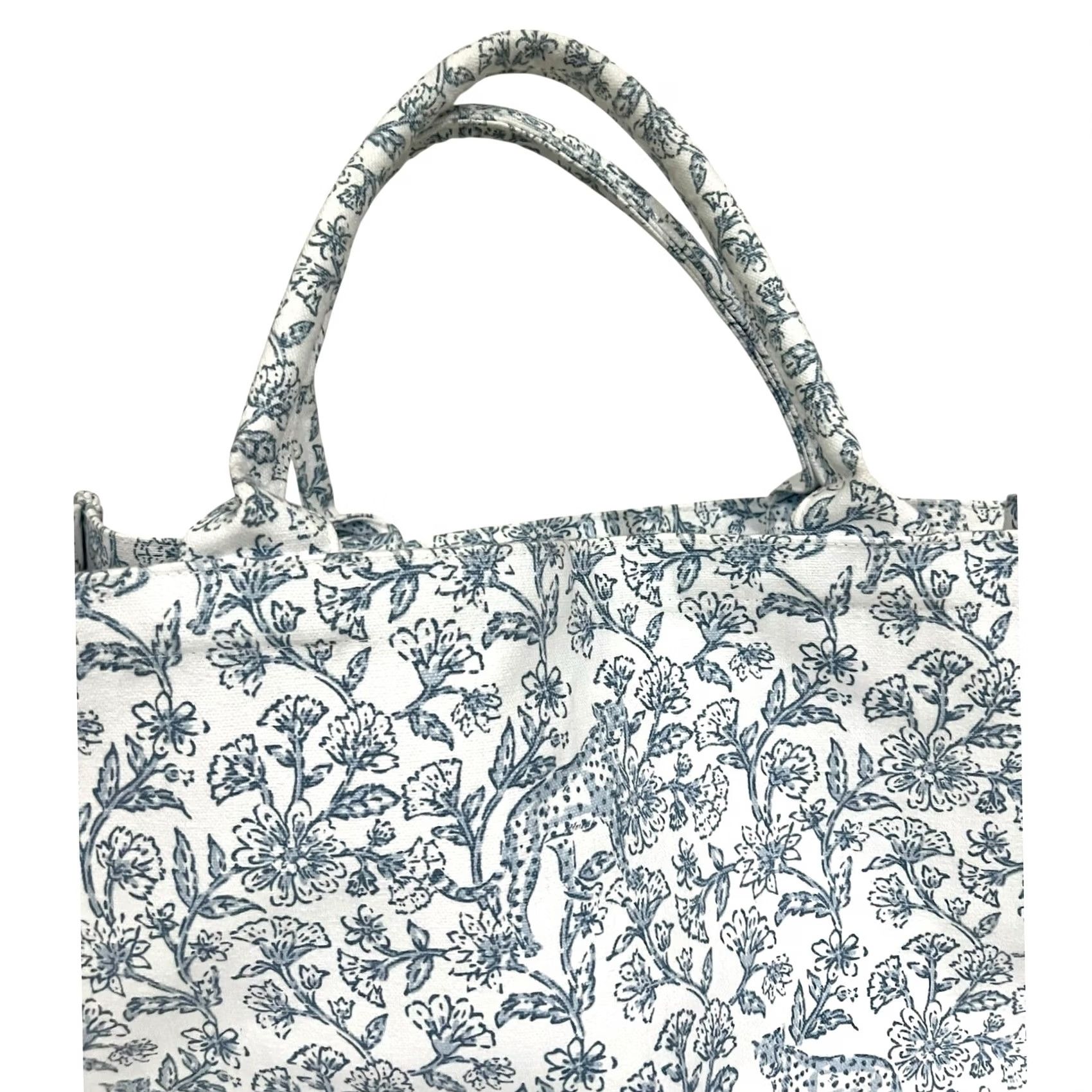 Vintage Blue & White Toile Tote Bag Cheetah/Leopard Floral Cotton Canvas Shoulder Bag Tote Unbranded Unisex Adults Size ONE SIZE - 3 Thumbnail