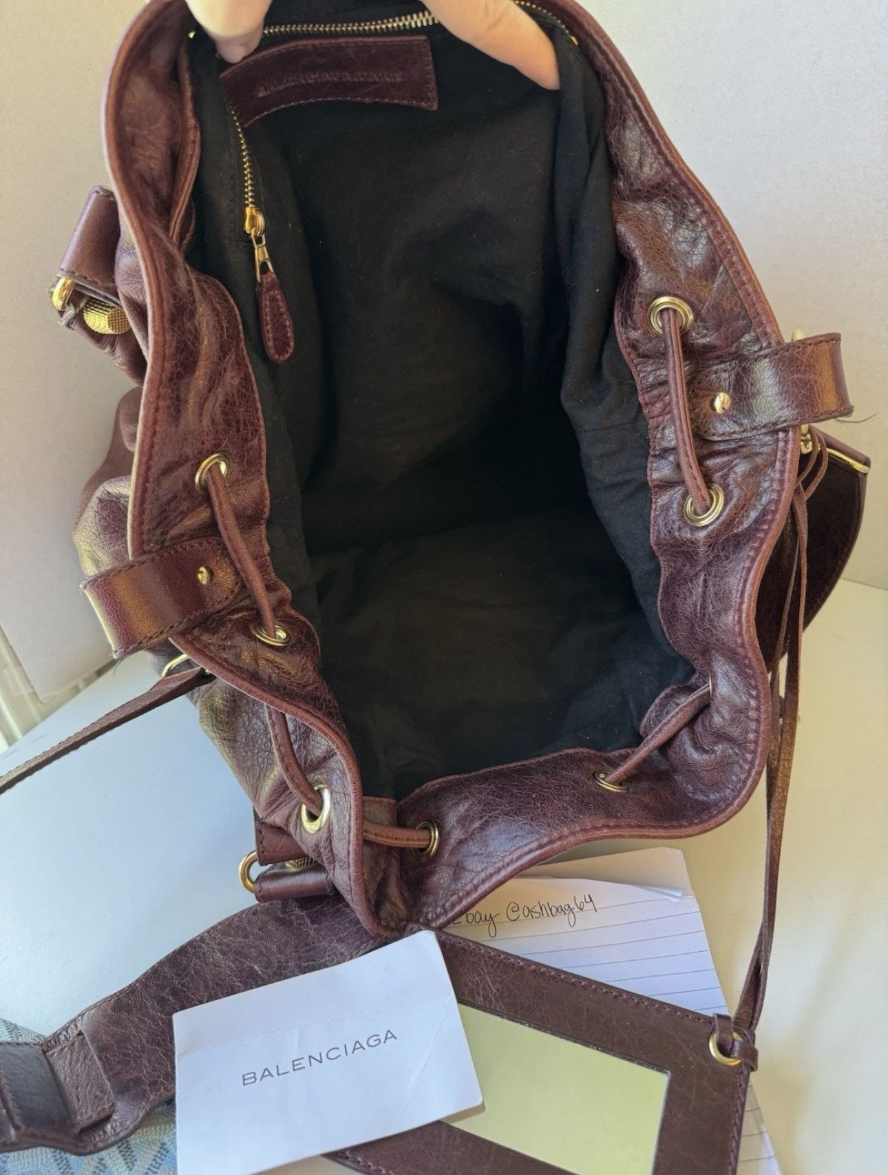 Balenciaga Balenciaga Giant Pompon Rouge Grenat Burgundy Gold Hardware Size ONE SIZE - 6 Thumbnail