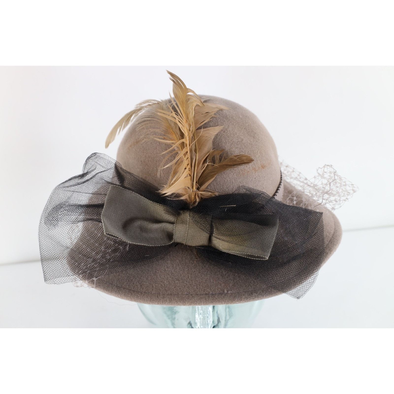 Vintage Vintage 50s Lace Netting Bowtie Feather Felt Wool Hat Size ONE SIZE - 2 Thumbnail