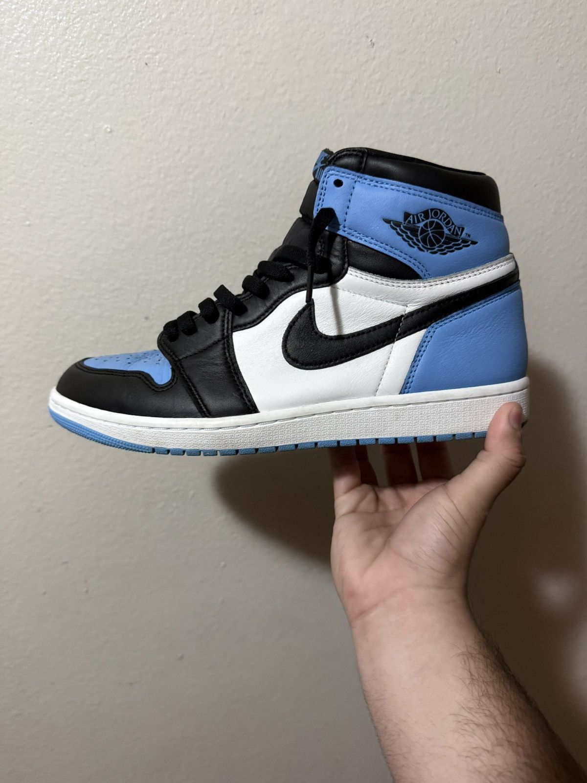 Jordan Brand × Nike Jordan 1 UNC toe Size US 10.5 / EU 43-44 - 1 Thumbnail