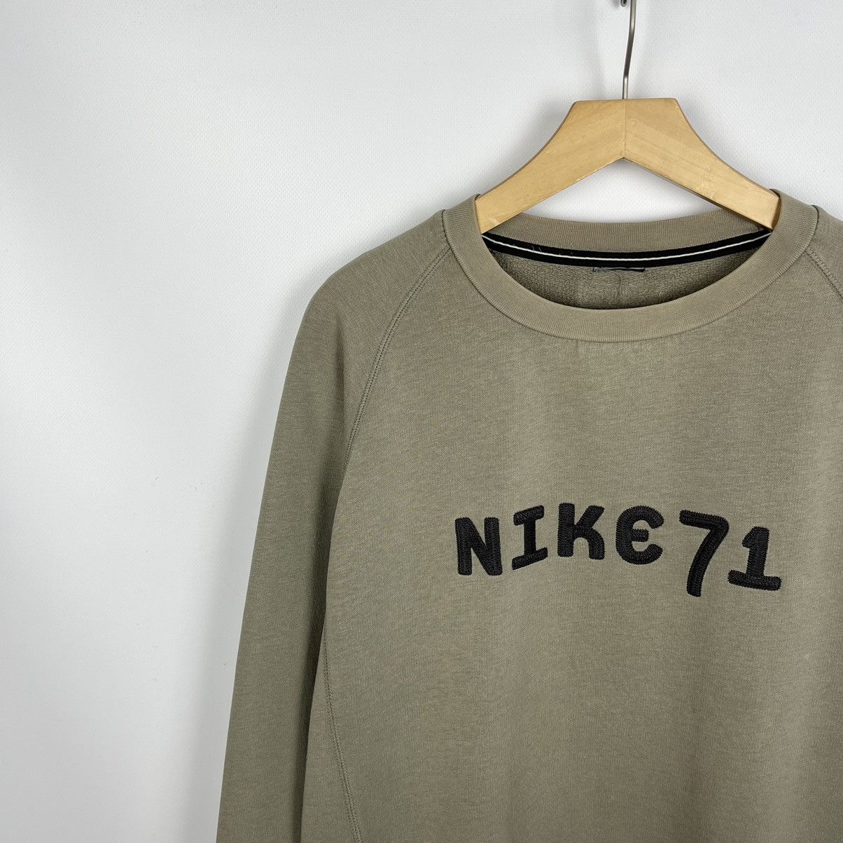 Nike Vintage Nike embroidered big logo sweatshirt 90’s Size US L / EU 52-54 / 3 - 5 Thumbnail