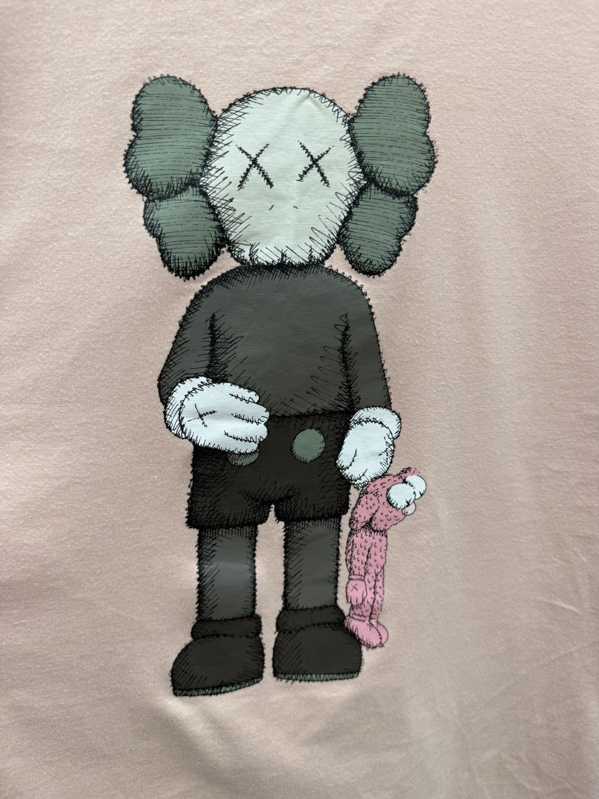 Kaws × Uniqlo Uniqlo x Kaws T Shirt Size US M / EU 48-50 / 2 - 2 Thumbnail