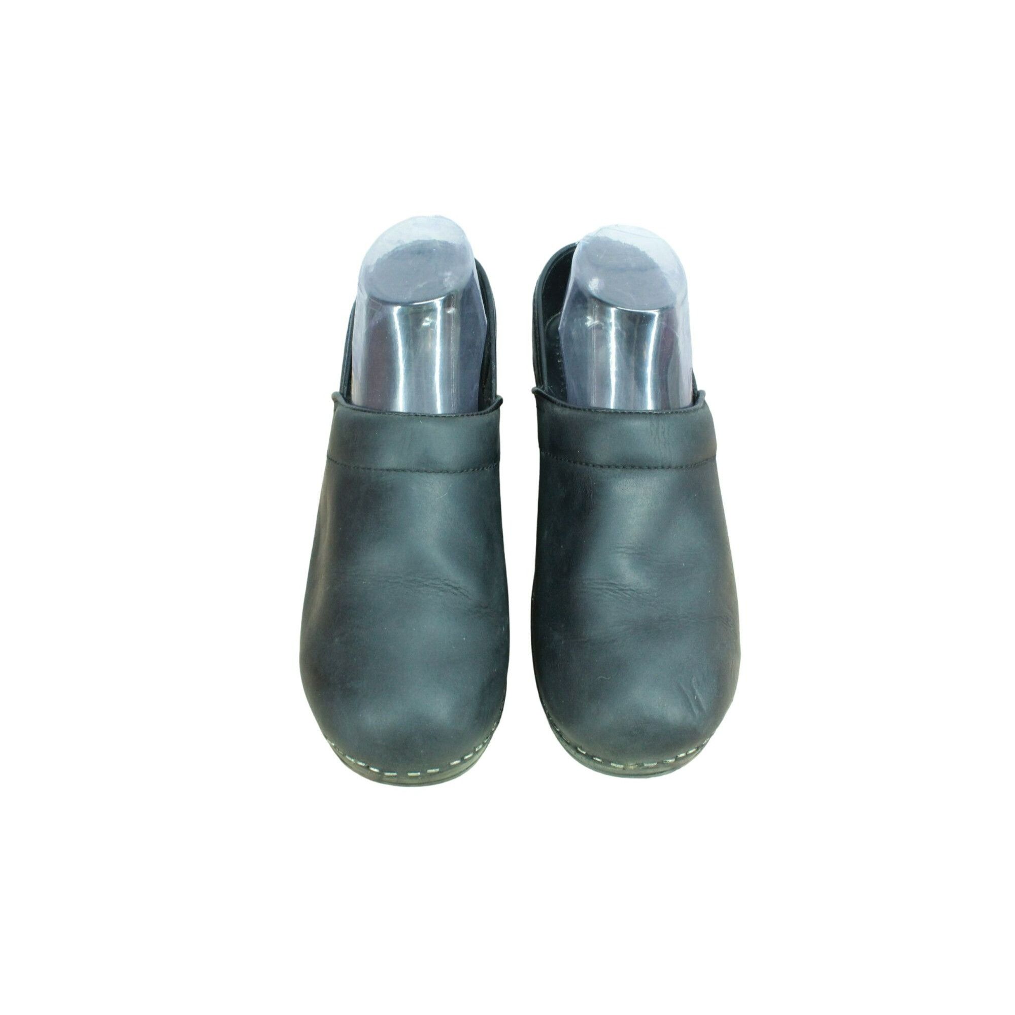 Dansko Dansko Women's Black Matte Stapled Comfort Nursing Clogs Size US 9 / IT 39 - 1 Thumbnail