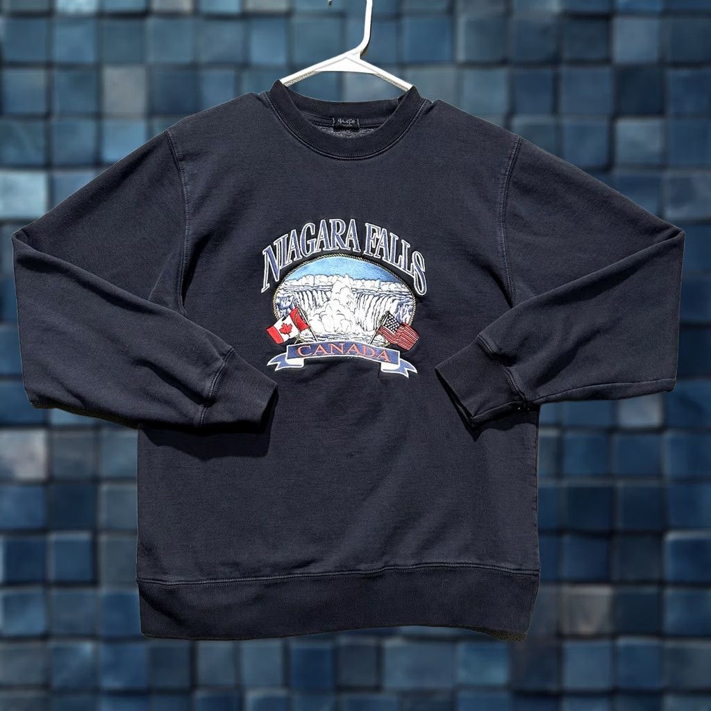 Vintage John Galt Sweatshirt Womens One Size Blue Niagara Falls Canada Crewneck GUC Size ONE SIZE - 1 Thumbnail