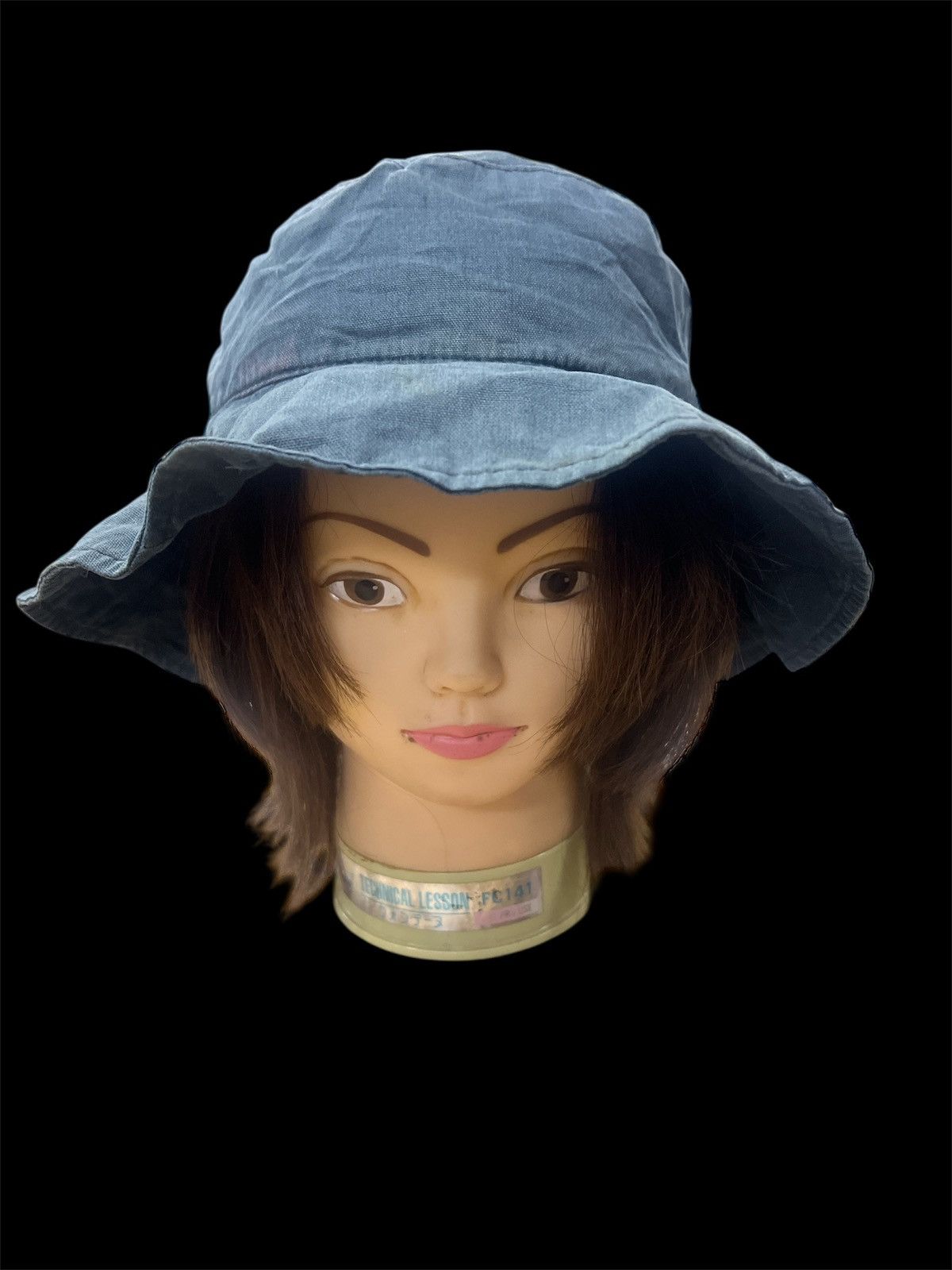 Uniqlo THRASHED FADED BUCKET HAT Size ONE SIZE - 1 Thumbnail
