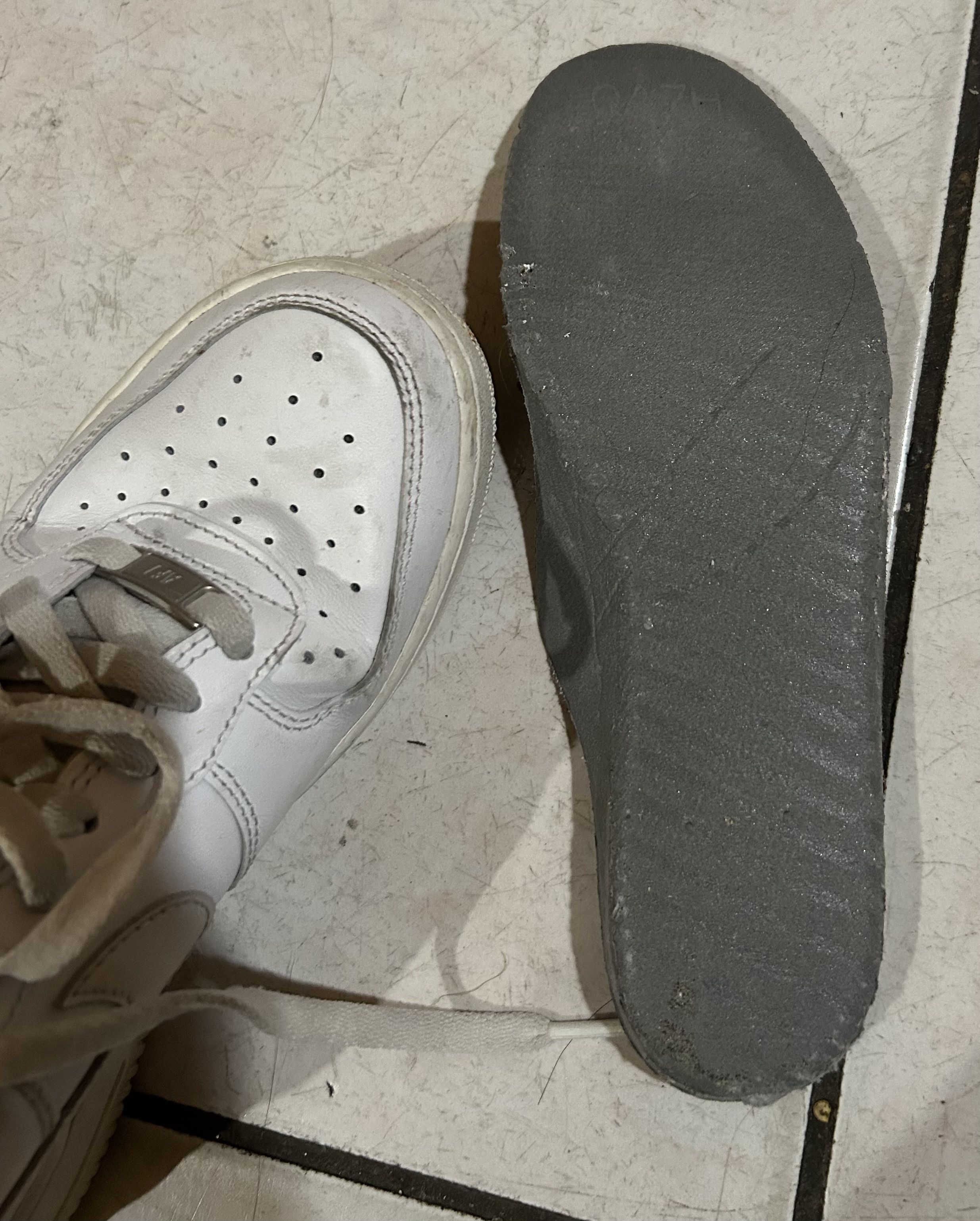 Nike Nike Air Force 1 Shoe Size 7.5 Size US 7.5 / IT 37.5 - 7 Thumbnail