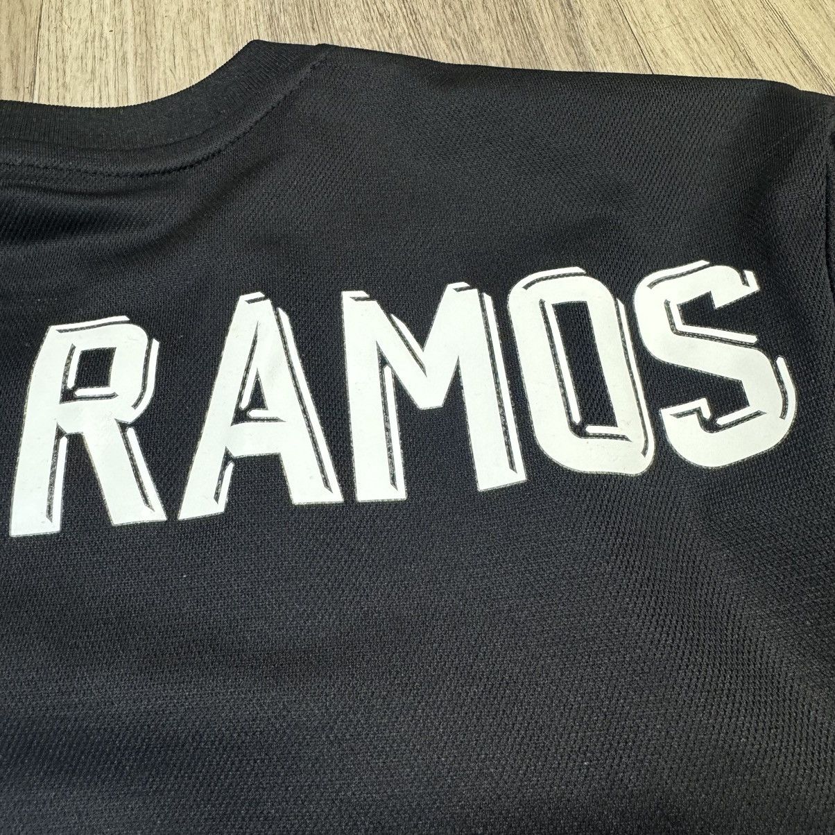 Adidas Real Madrid 17/18 away shirt #4 Sergio ramos Size US M / EU 48-50 / 2 - 8 Thumbnail