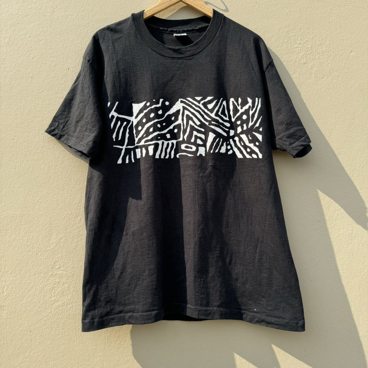Vintage Vintage art 90s t shirt Size US XL / EU 56 / 4 - 1 Thumbnail