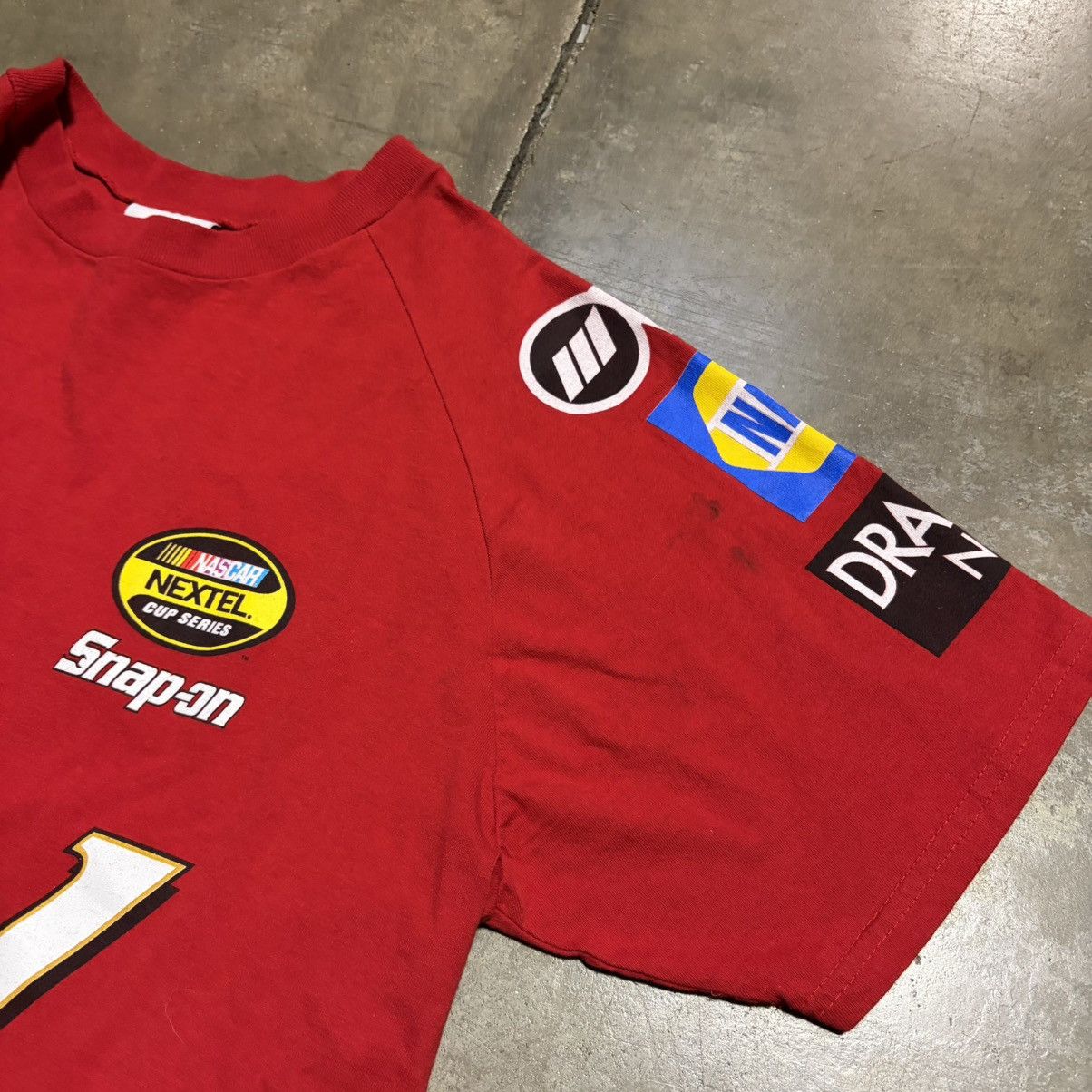 NASCAR Vintage Dale Earnhardt NASCAR T Shirt Bud Racing Graphic Y2K Size US L / EU 52-54 / 3 - 6 Thumbnail