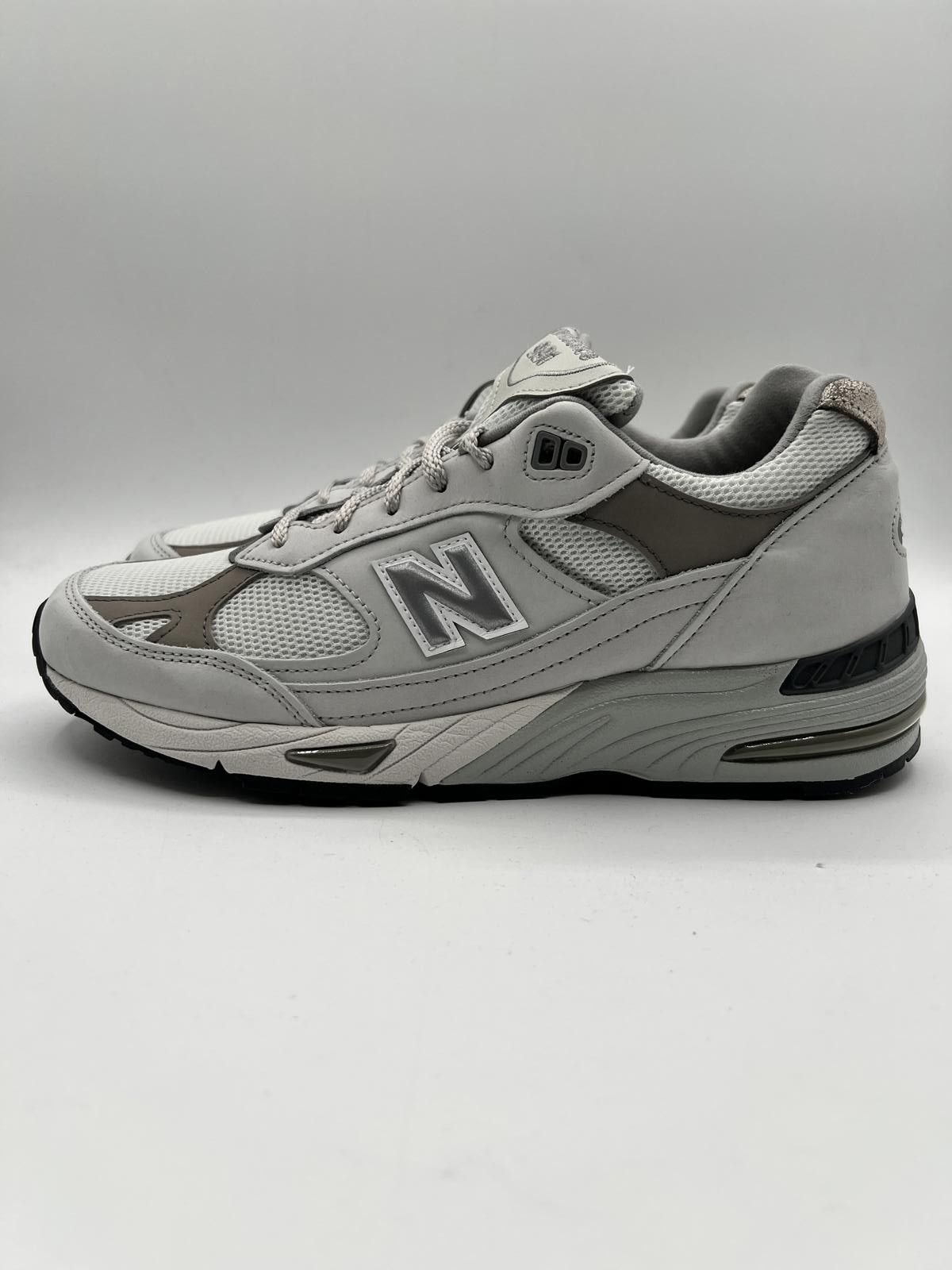 New Balance New Balance Men's 991 Star White M991FLB Gray New No Box Size US 9 / EU 42 - 3 Thumbnail