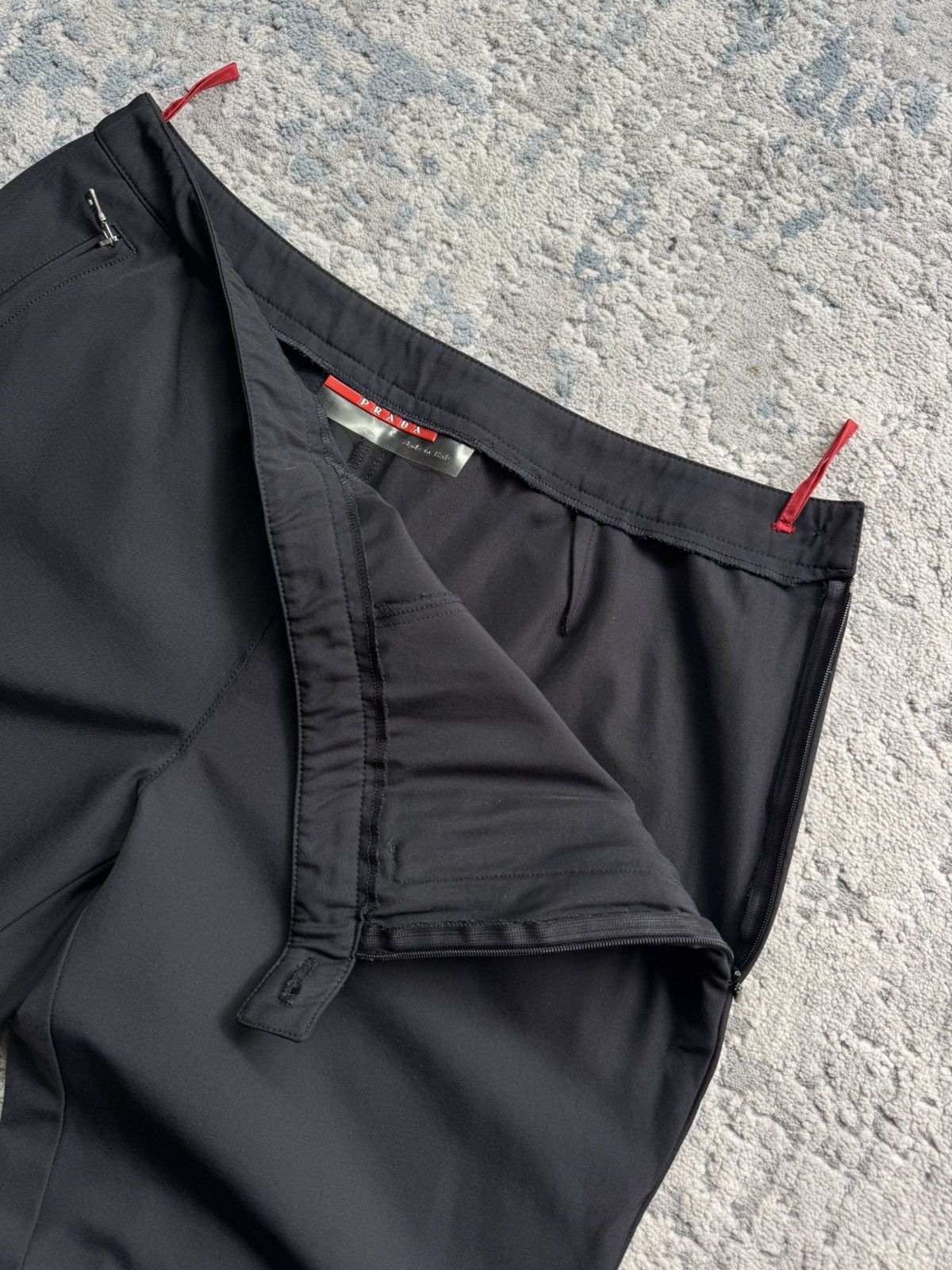 Prada Prada Vintage linea Rossa Sport Red Tab Black Long Shorts 44 Size 27" / US 4 / IT 40 - 4 Thumbnail