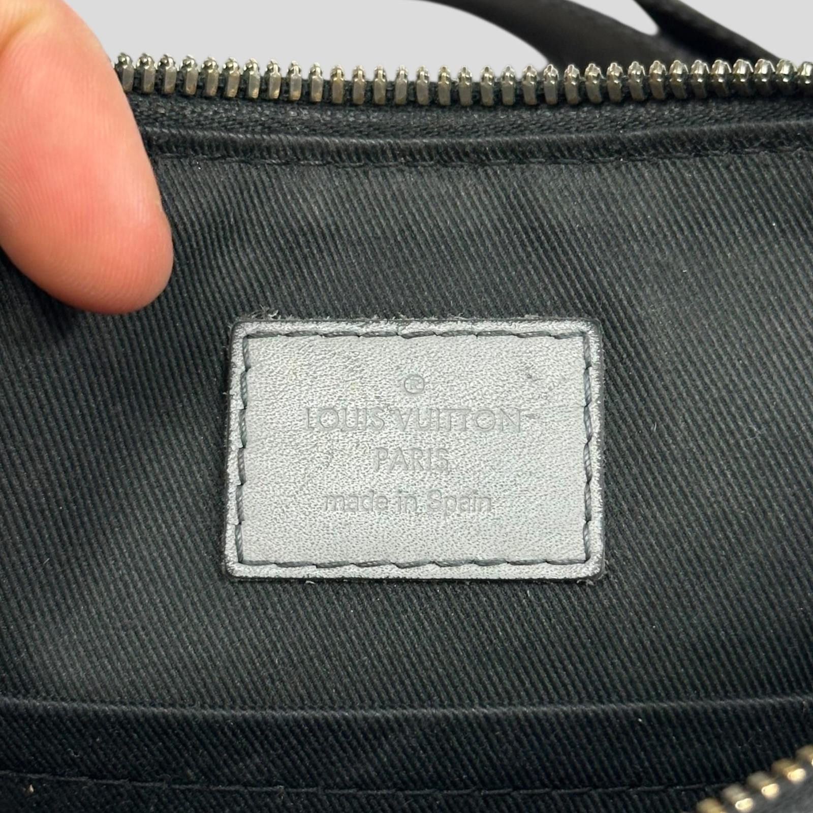 Louis Vuitton Louis Vuitton Damiere Discovery Monogram Leather Infini Bag Size ONE SIZE - 7 Thumbnail