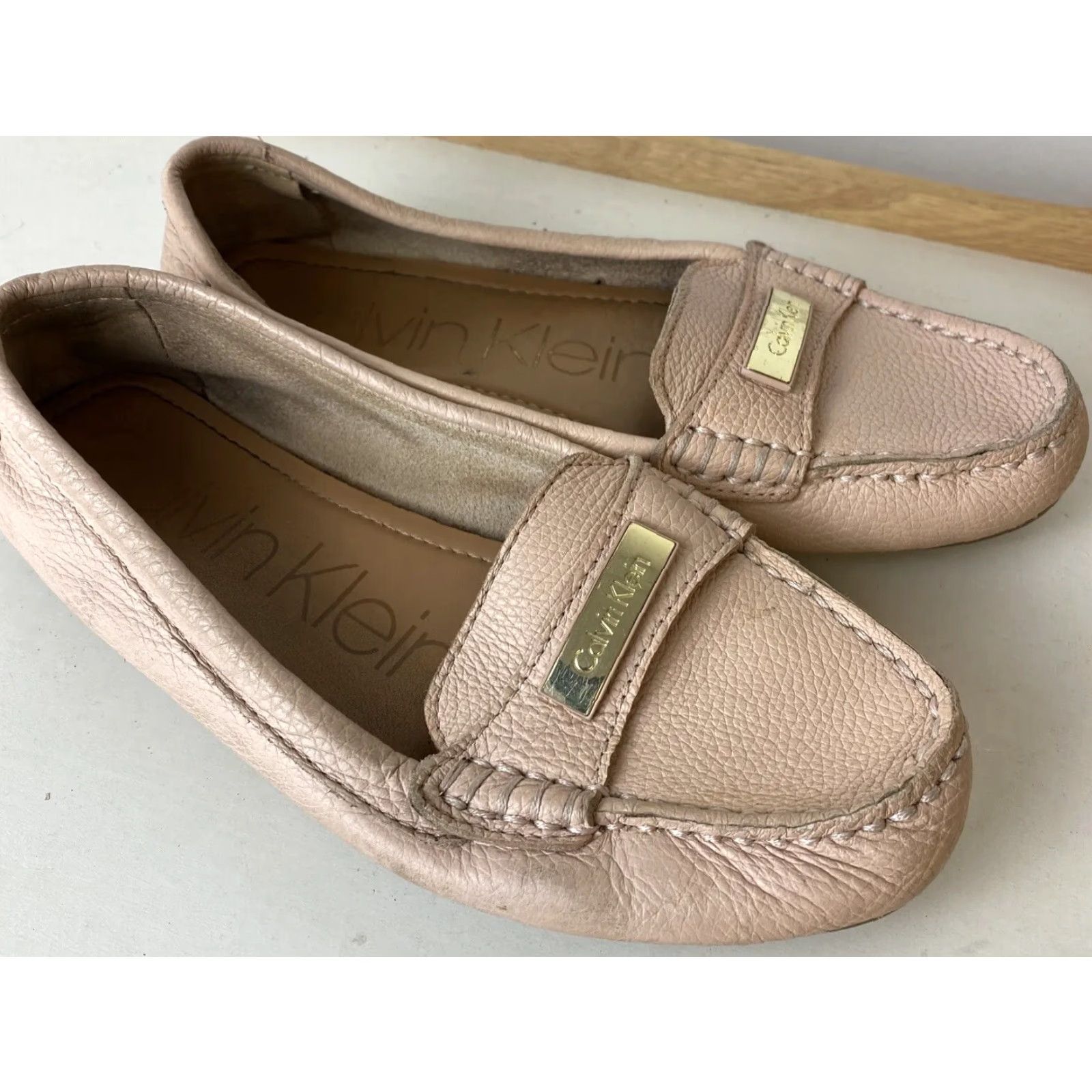 Calvin Klein CALVIN KLEIN Moccasin Loafers Women Blush Pink Leather Pebbled 6.5 US / 36.5 EU — Flat Comfort Shoes, Round Toe, Classic Style, Leta S1 Size US 6.5 / IT 36.5 - 2 Thumbnail