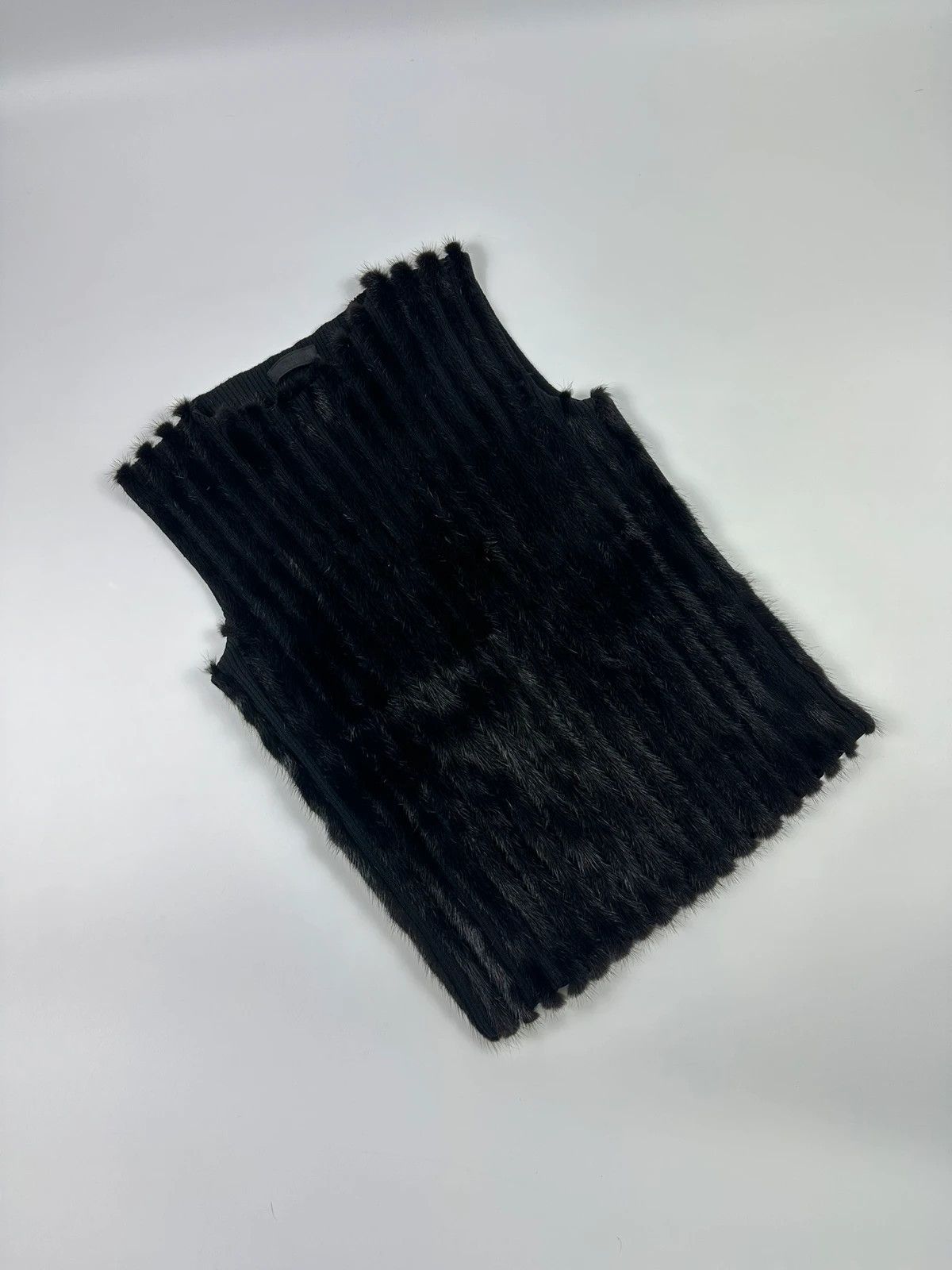 Prada Prada Milano FW97-98 Black Mink Fur & Wool Tank Top Vest Size US S / EU 44-46 / 1 - 1 Thumbnail