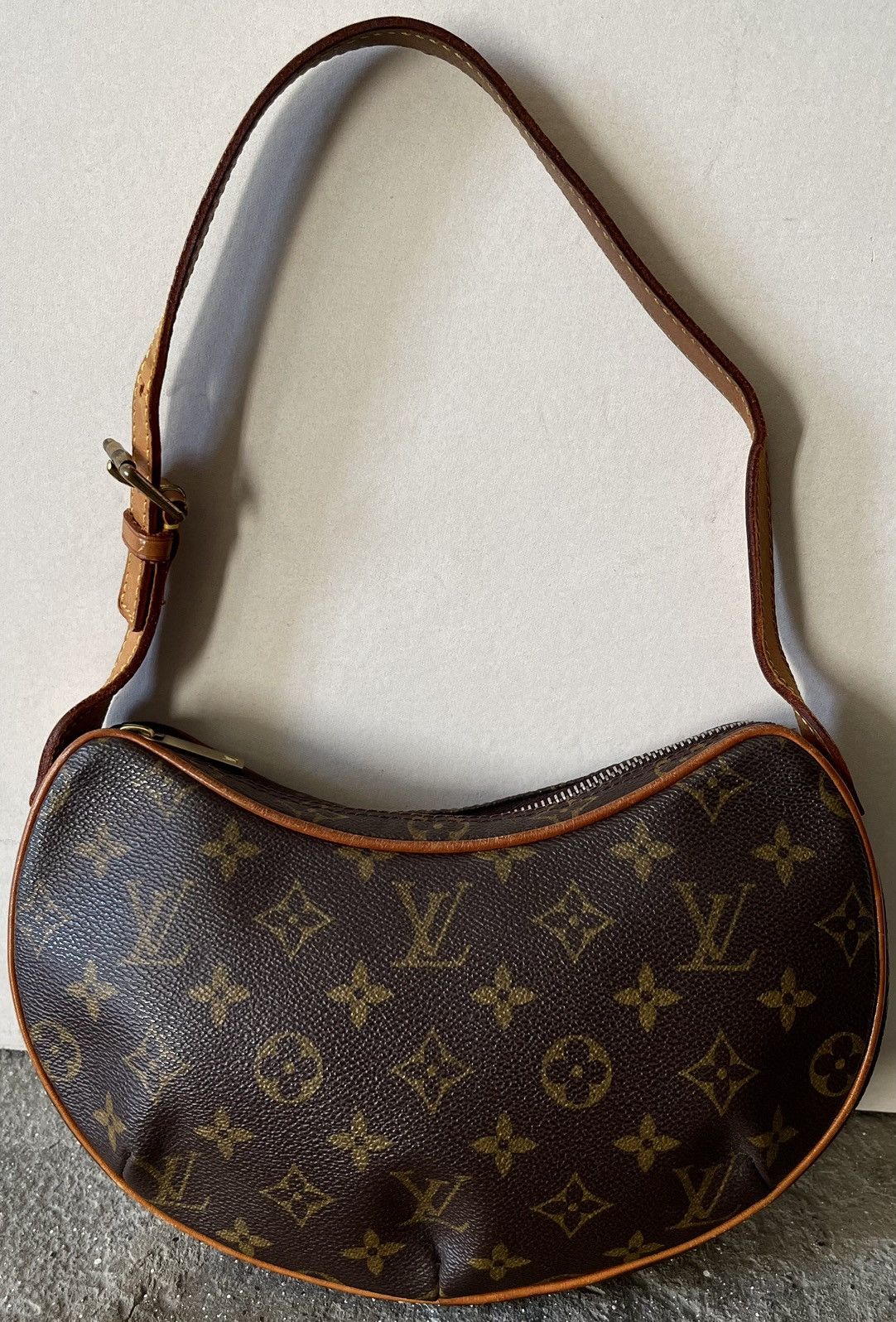Louis Vuitton Louis Vuitton - 2003 - Croissant PM - Pochette Size ONE SIZE - 1 Thumbnail