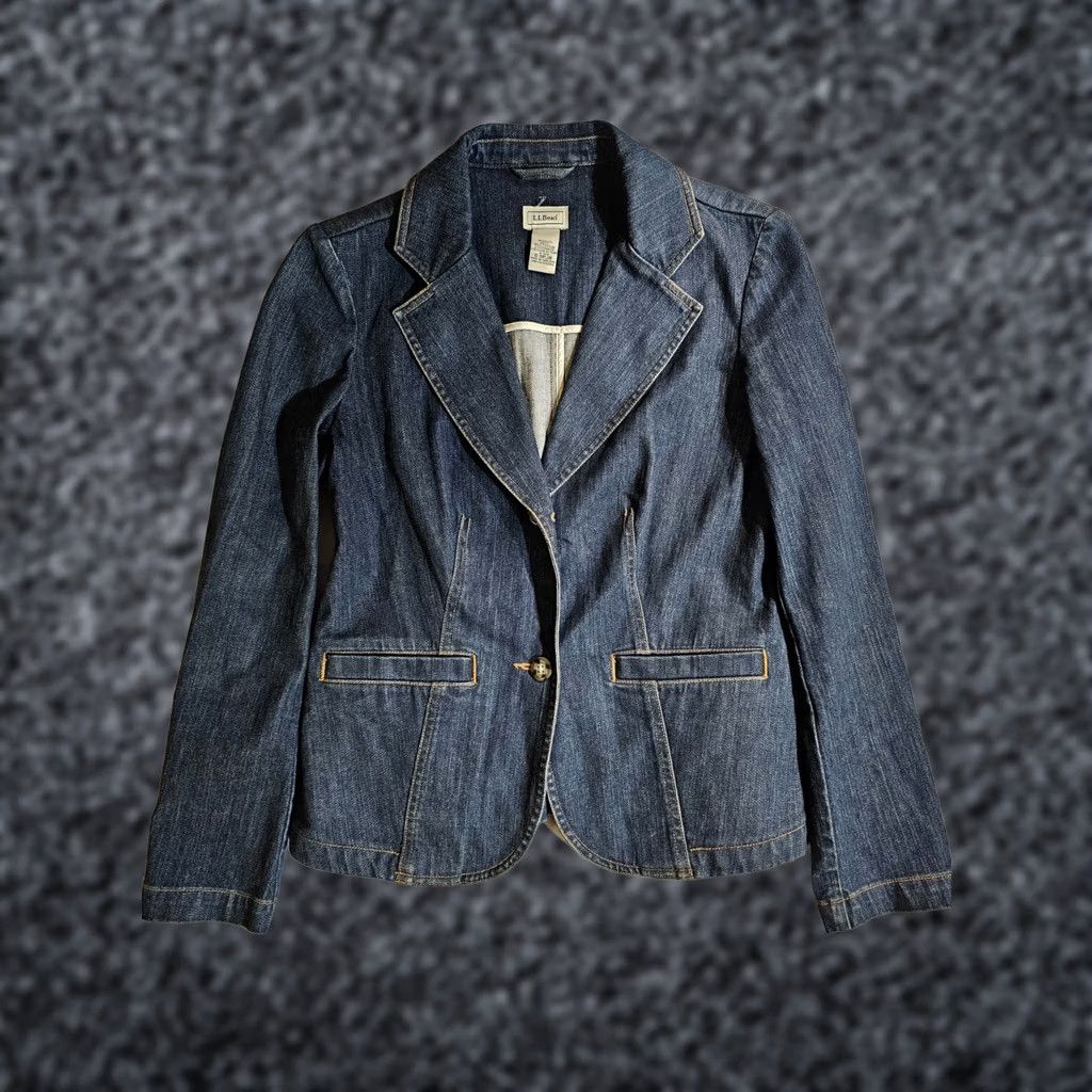 Vintage L.L. Bean Denim Jacket Women Size 6-Reg Blue Long Sleeve 2 Button Medium Wash Jacket Womens Regular Blue 6 Reg Denim Jacket Size M / US 6-8 / IT 42-44 - 1 Thumbnail