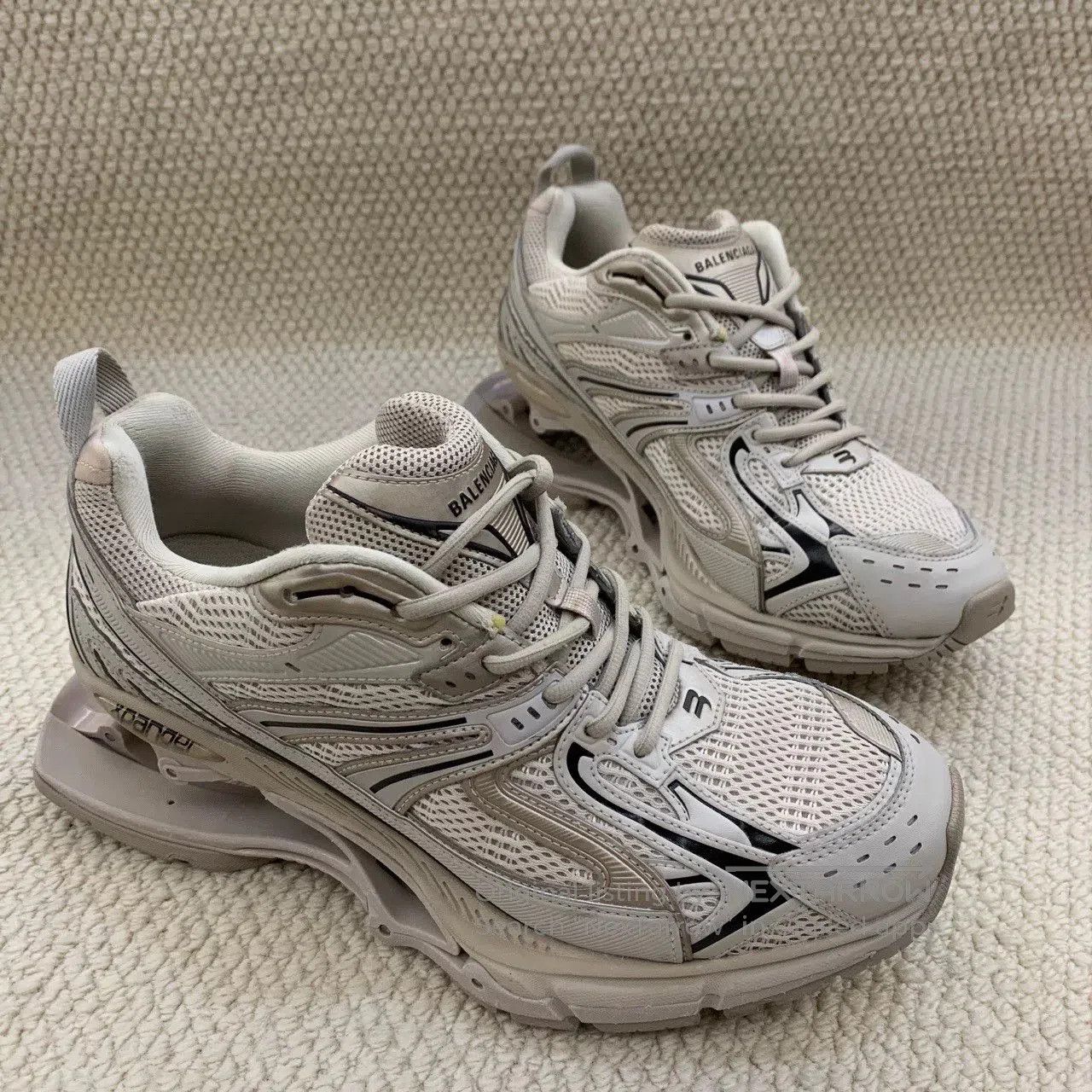 Balenciaga balenciaga x. Size US 9 / EU 42 - 4 Thumbnail