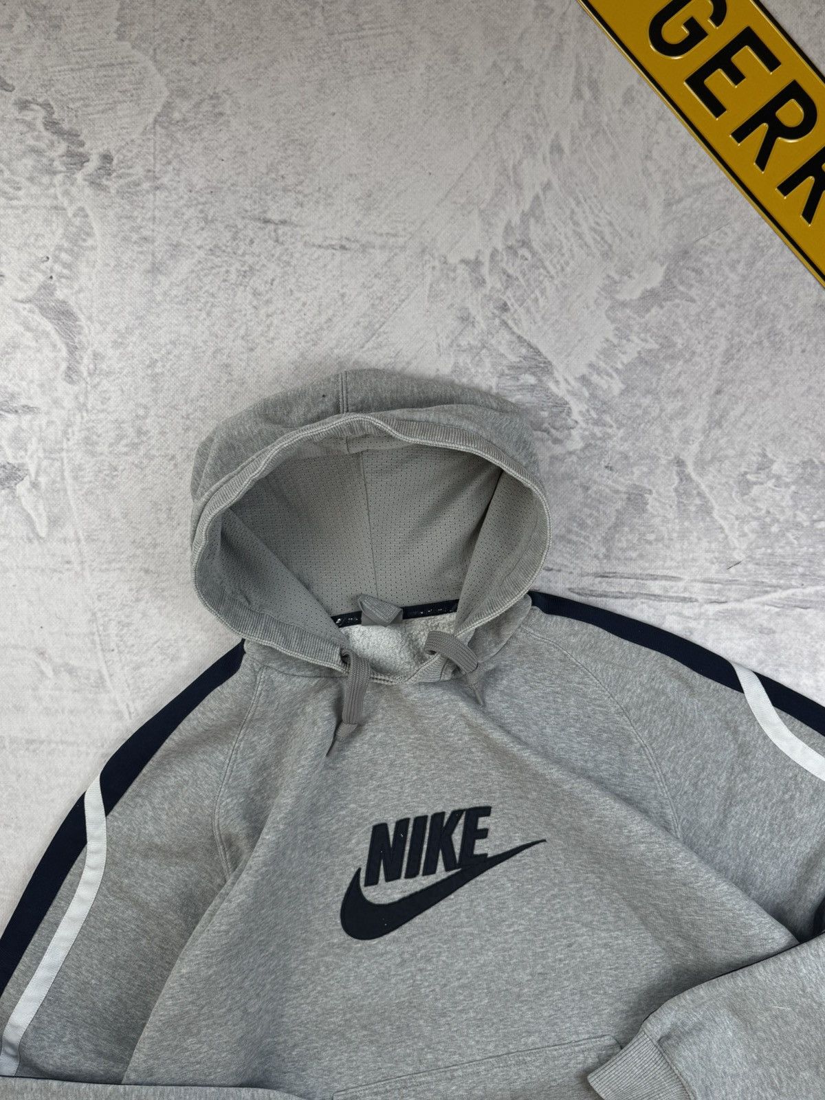 Nike × Vintage NIKE VINTAGE CENTER LOGO OVERSIZE BOXY HOODIE Size US XL / EU 56 / 4 - 4 Thumbnail