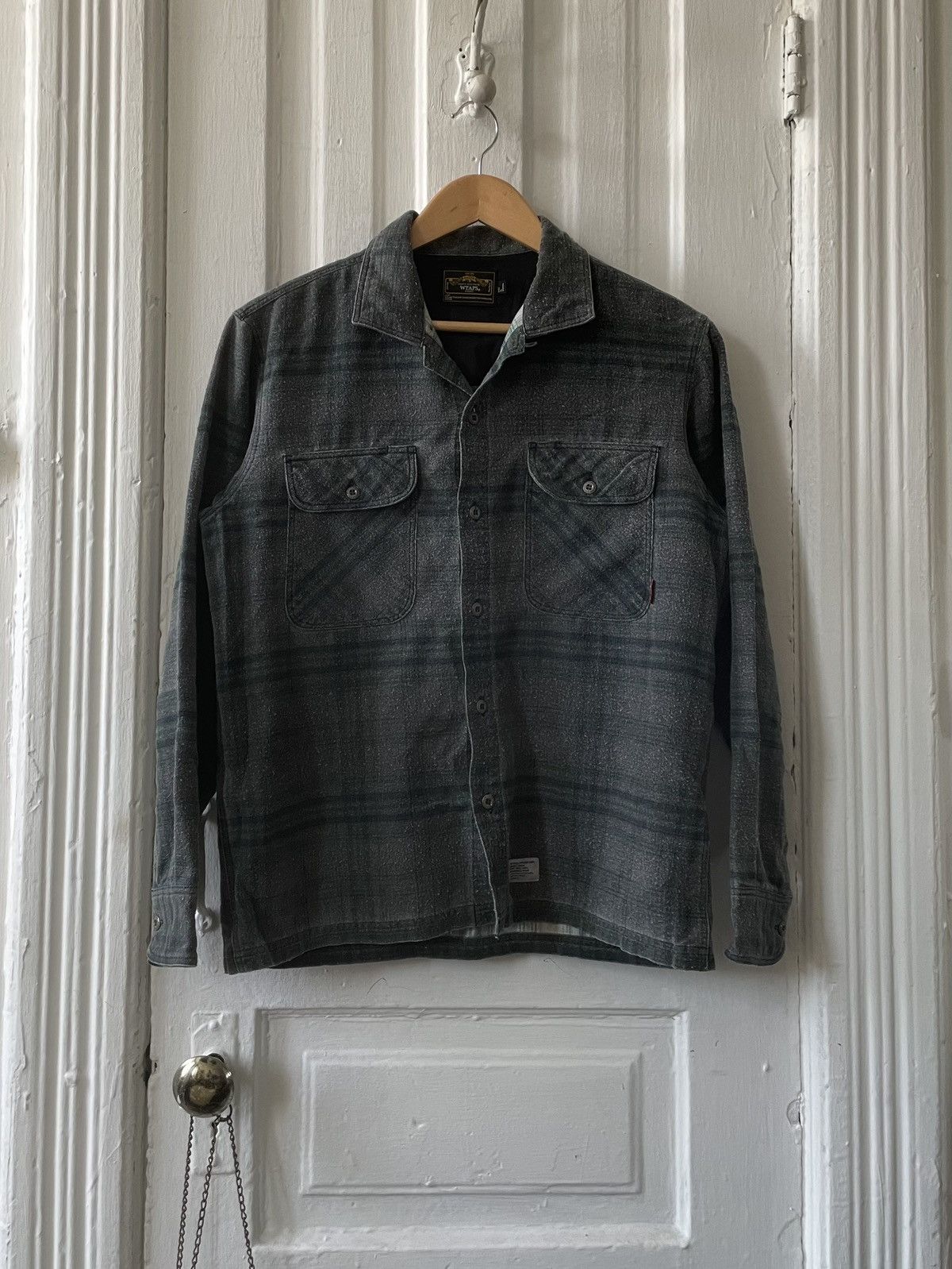 Vatos Longsleeve Flannel