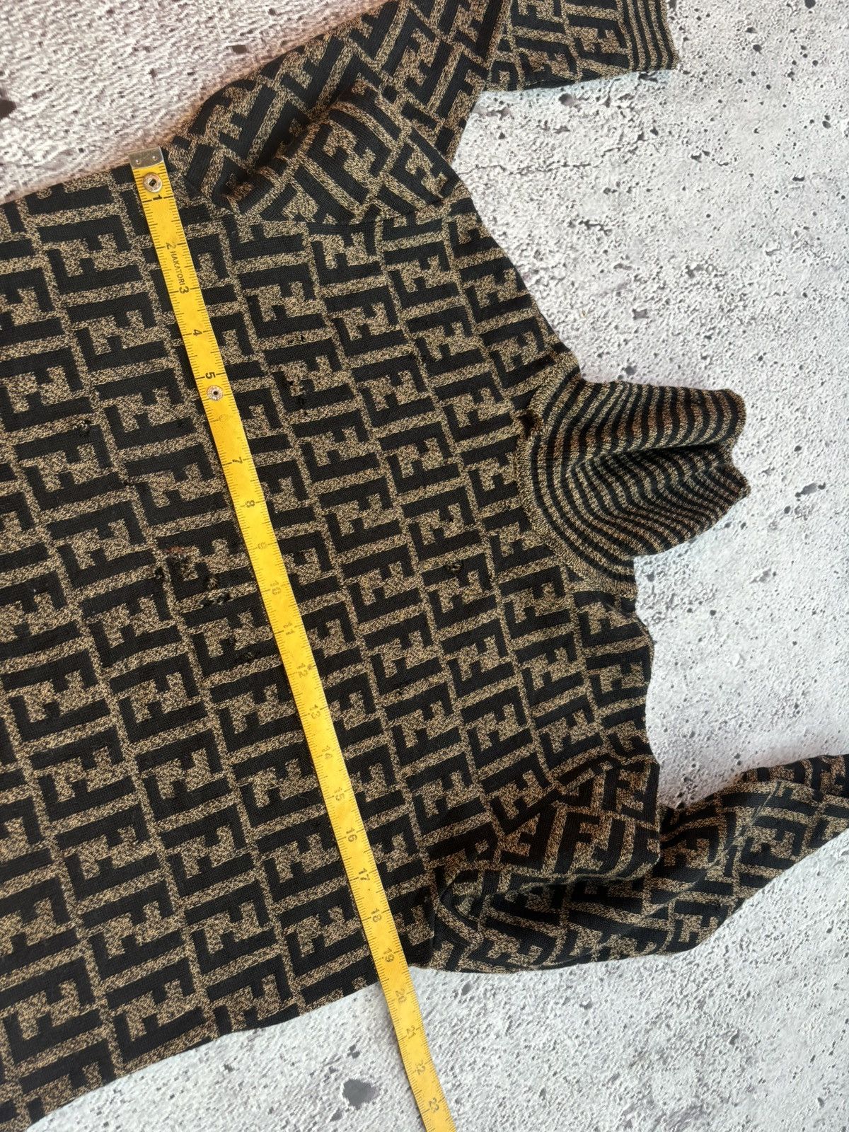Fendi Vintage Fendi Zucca Turtleneck knit Monogram Size L / US 10 / IT 46 - 8 Thumbnail