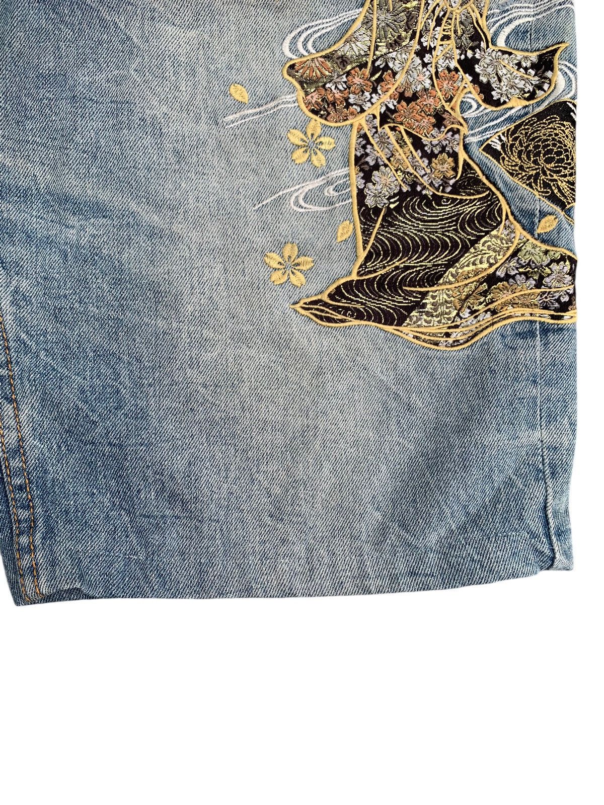 Kapital FUGUTAITEN GEISHA EMBROIDERY LIKE KARAKURI JORTS STYLE DENIM Size US 38 / EU 54 - 13 Thumbnail