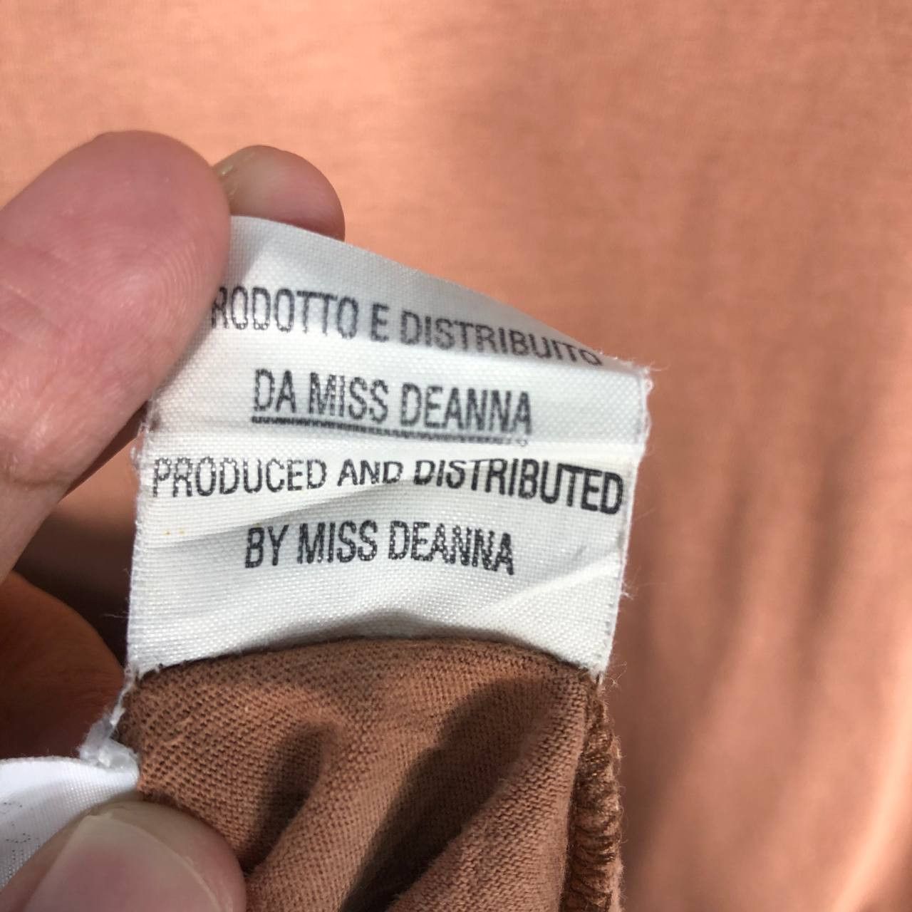 Maison Margiela Maison Margiela AIDS Brown V-Neck T-Shirt Size M / US 6-8 / IT 42-44 - 7 Thumbnail