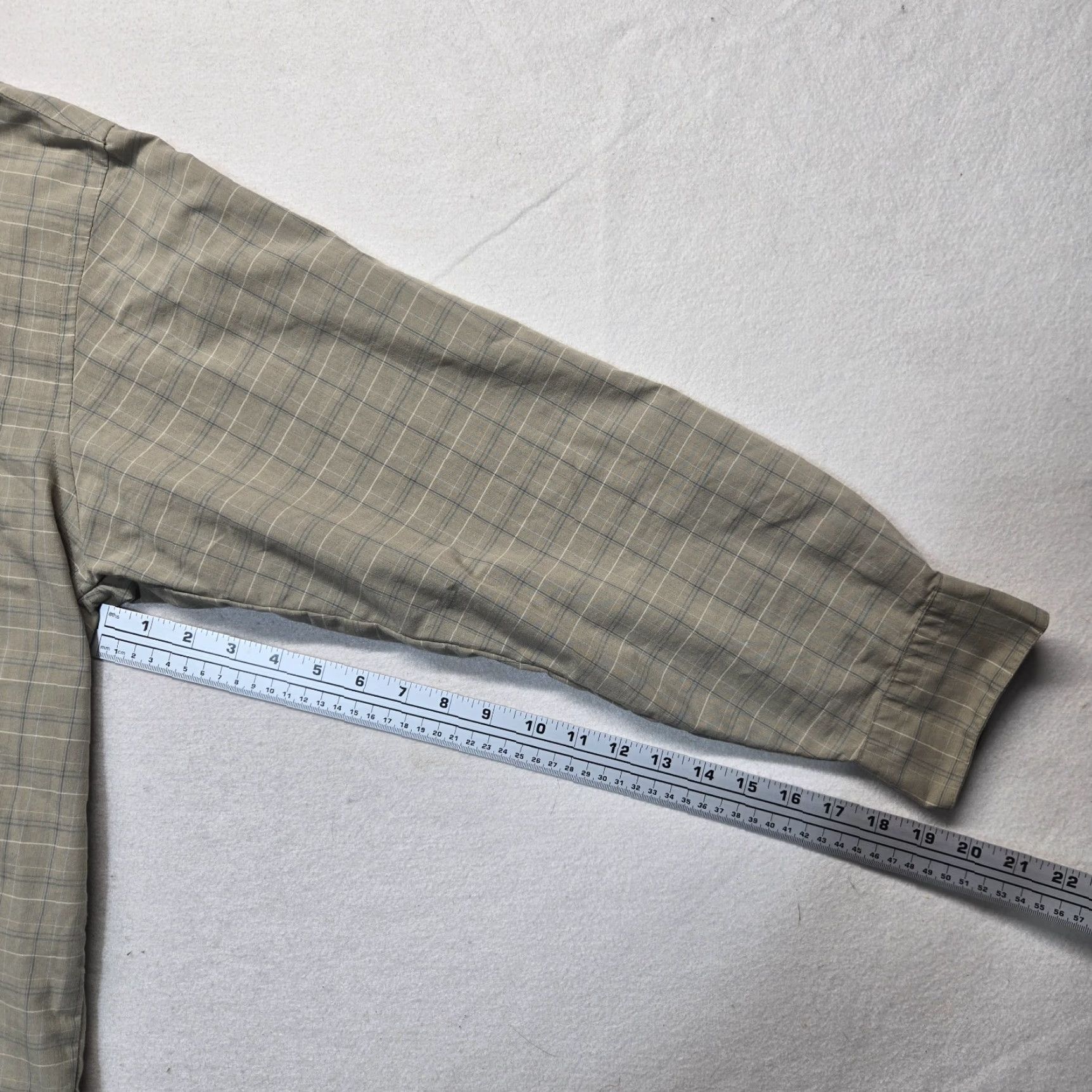 Van Heusen Van Heusen Button-Up Shirt Adult Men's Large Brown Cotton Casual All Seasons Size US L / EU 52-54 / 3 - 5 Thumbnail