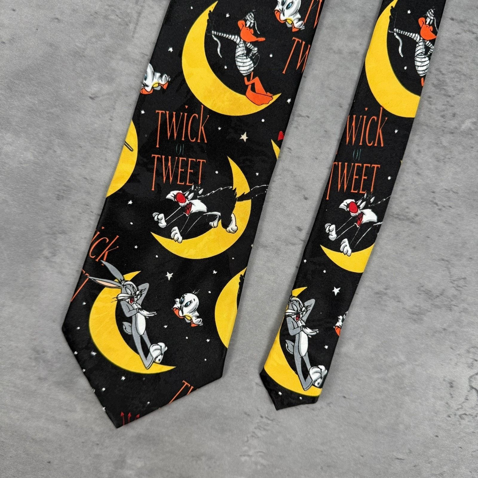 Vintage × Warner Bros Vintage Looney Tunes Mania Tweety Bird Halloween Tie 1996 Size ONE SIZE - 2 Thumbnail
