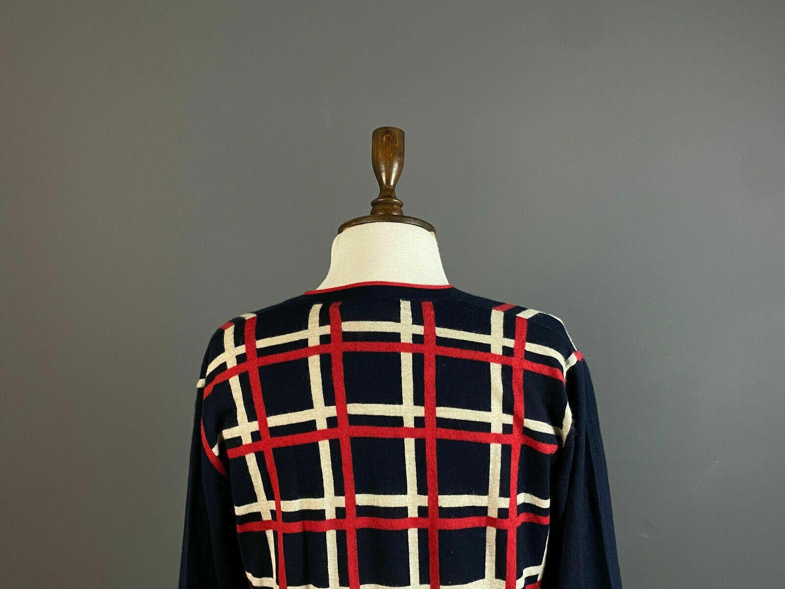 FTC Ladiess FTC V-Neck Black Check 100% Cashmere Sweater Size M / US 6-8 / IT 42-44 - 7 Thumbnail