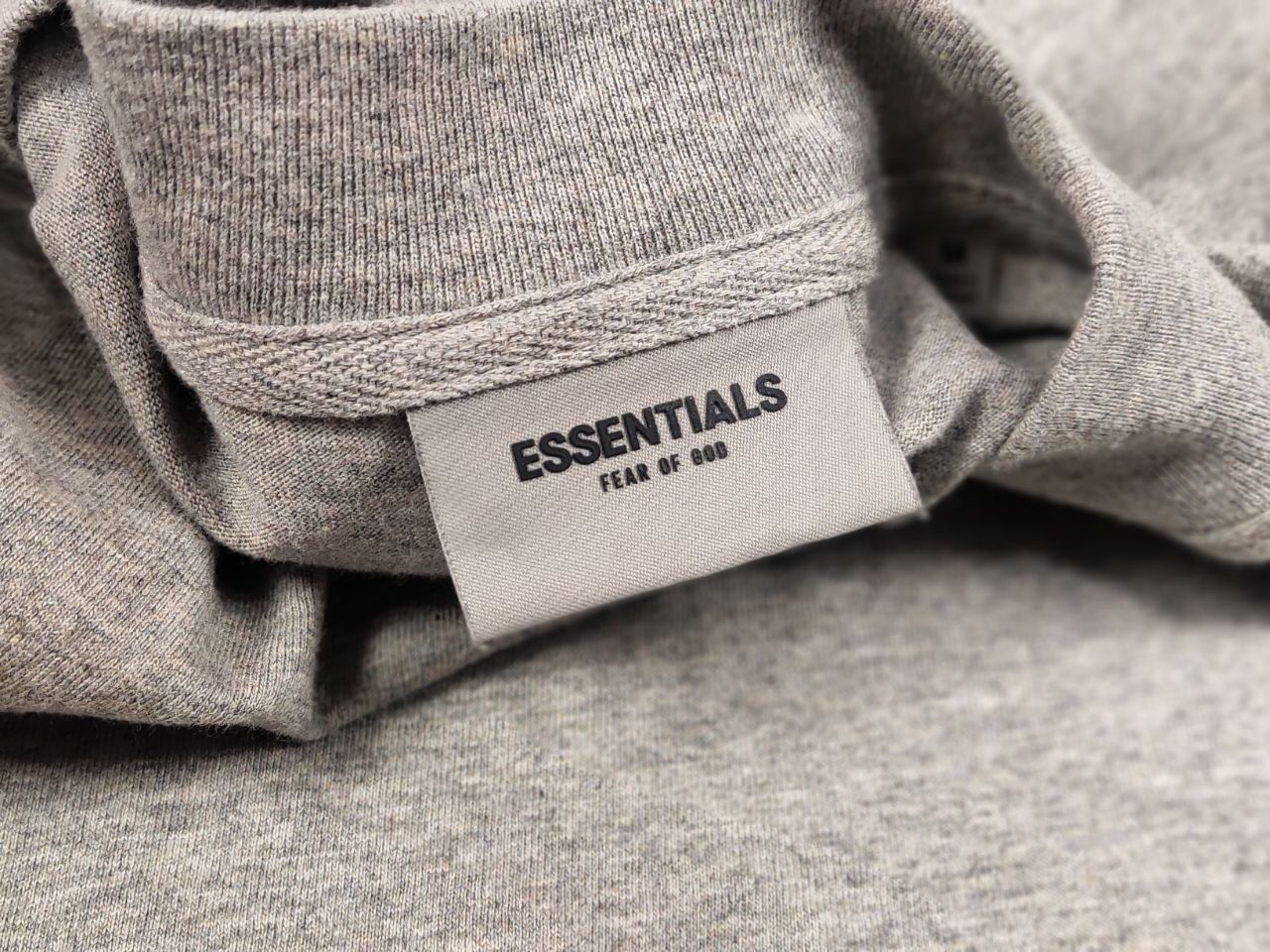 Fear of God Essential Fear Of God Authentic Classic Logo Long Sleeve Size US M / EU 48-50 / 2 - 14 Thumbnail