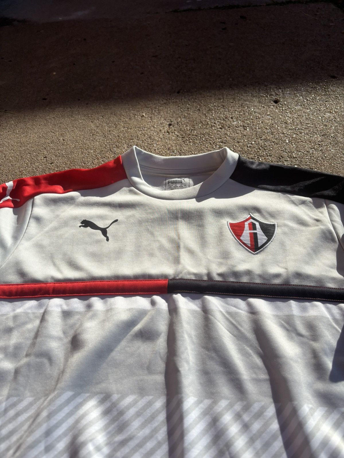 Puma Vintage atlas soccer sweatshirt red and black long sleeve Size US L / EU 52-54 / 3 - 6 Thumbnail