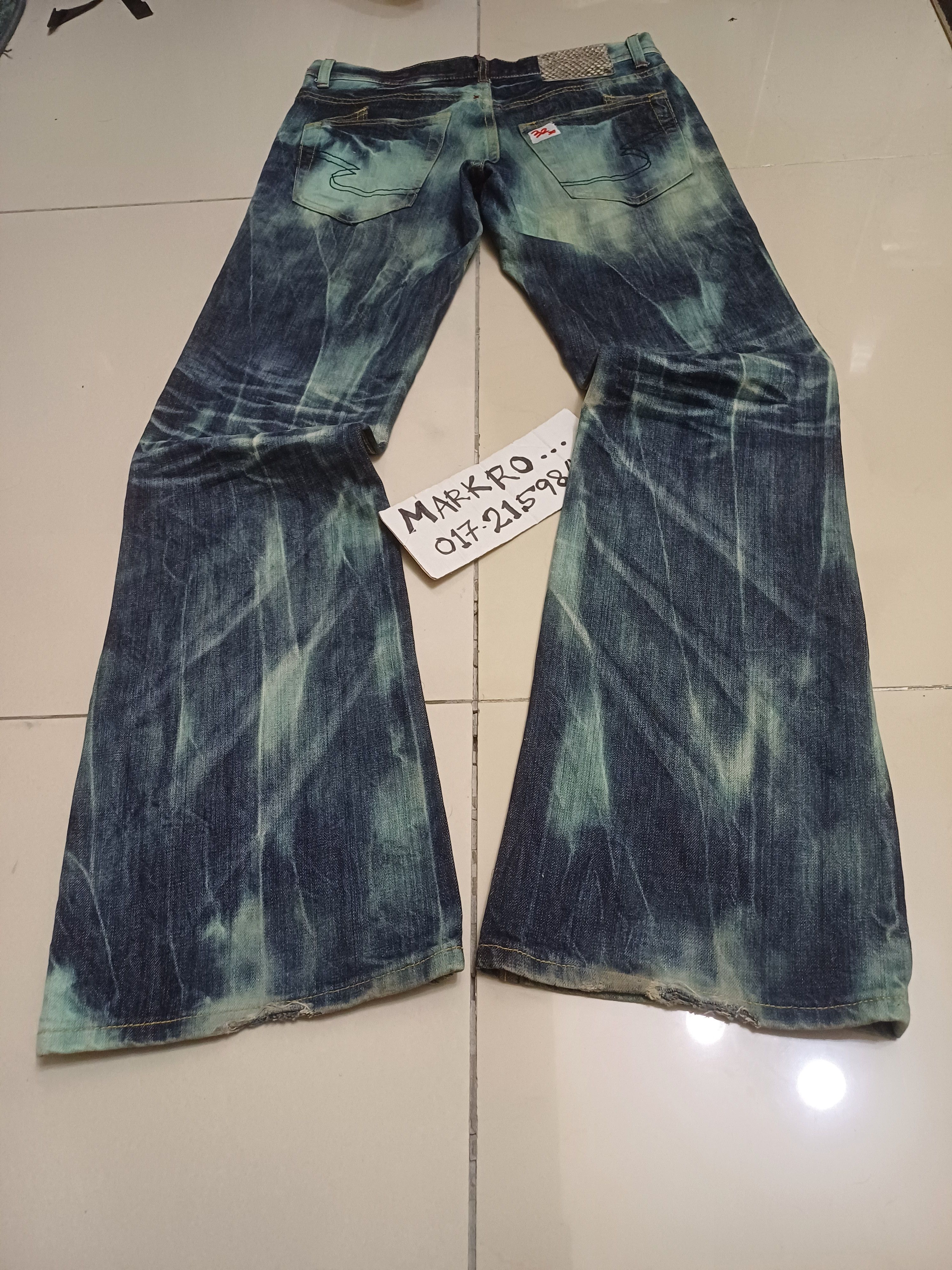 semanticdesign Crazy flared jeans, semantic design ..snake leather Size US 32 / EU 48 - 15 Thumbnail
