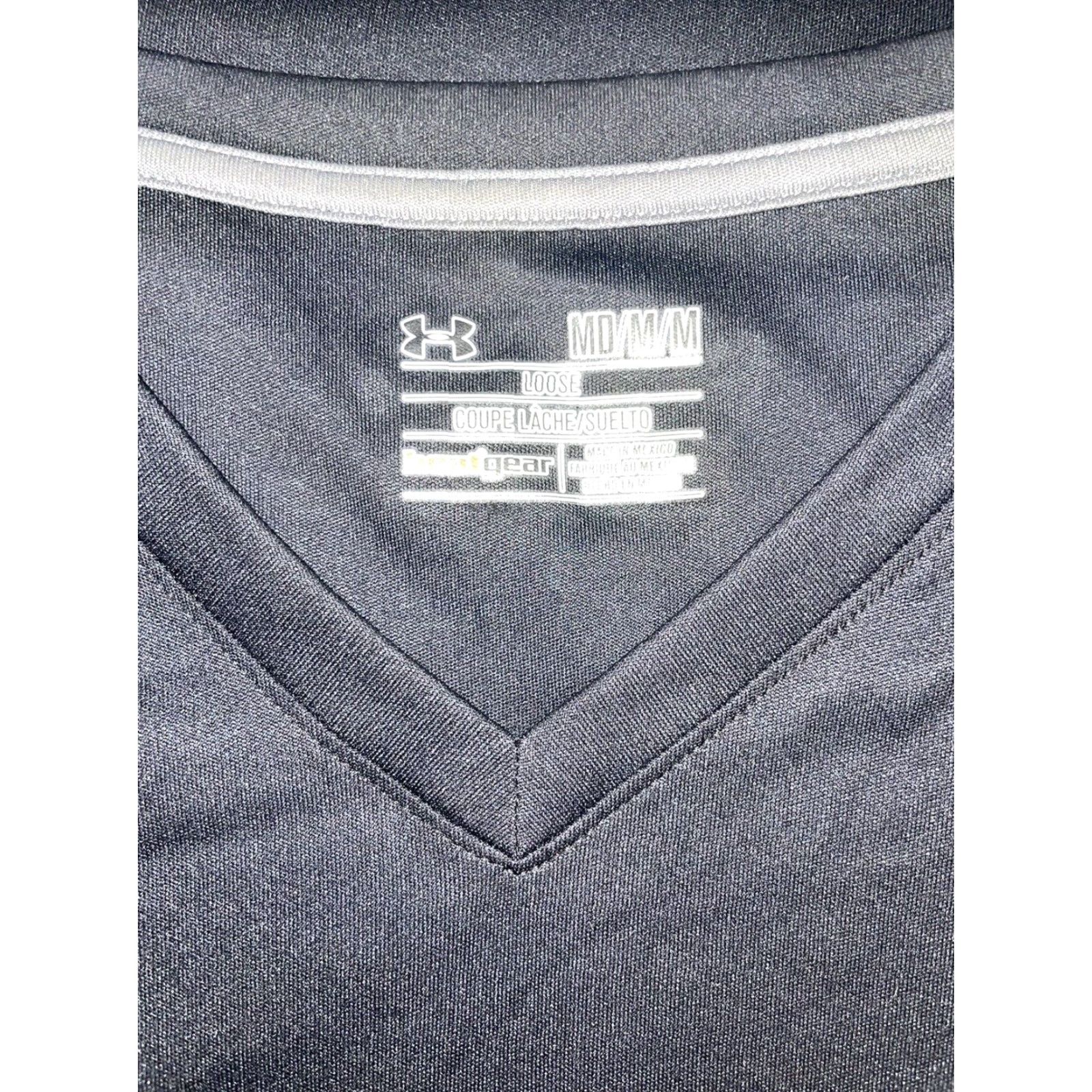 Under Armour VINTAGE Under Armour Athletic T-Shirt Mens M Black Activewear HearGear Loose Size US M / EU 48-50 / 2 - 6 Thumbnail